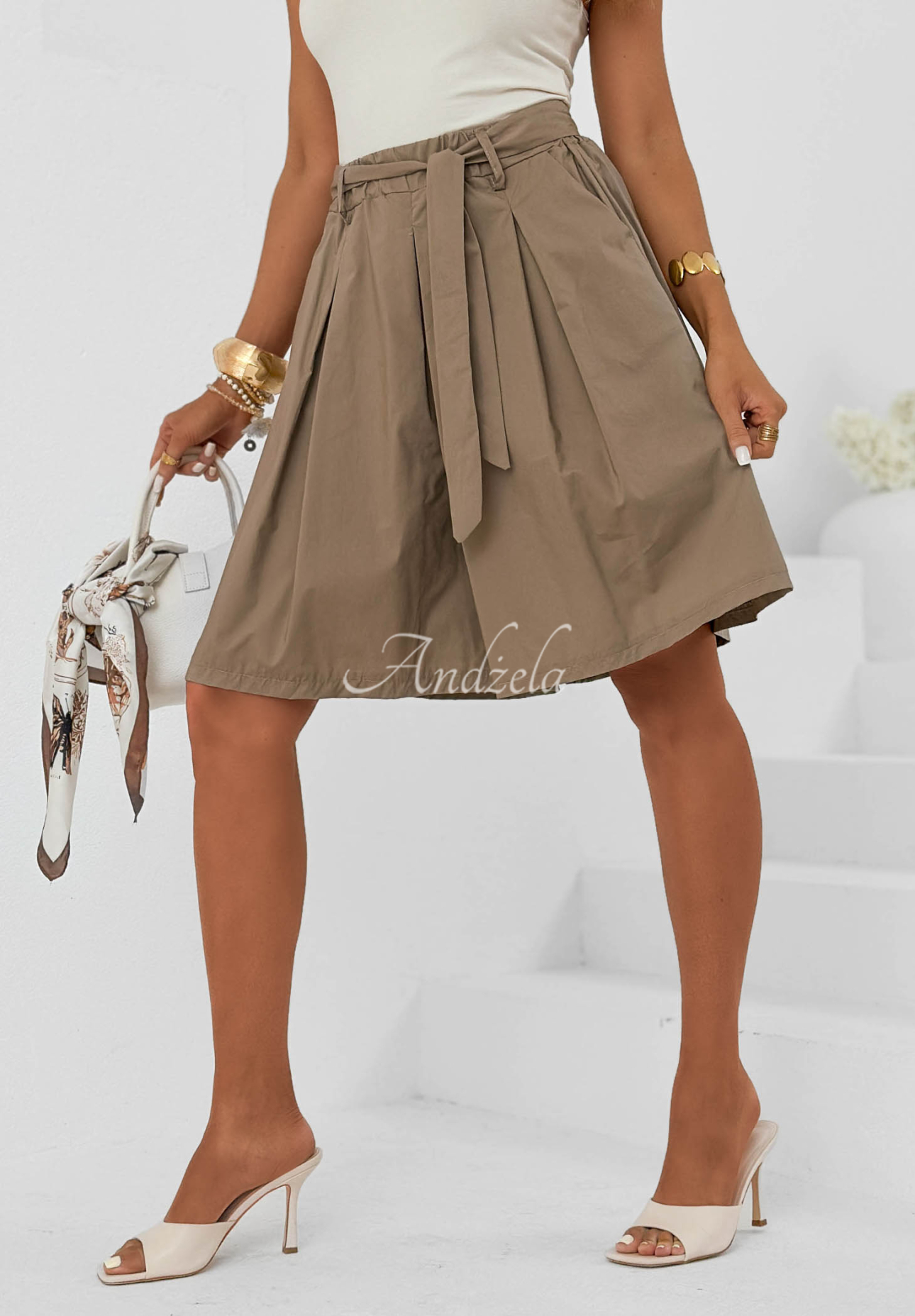 Kurze Baumwoll-Bermudas mit Bindegürtel Palm Club Beige