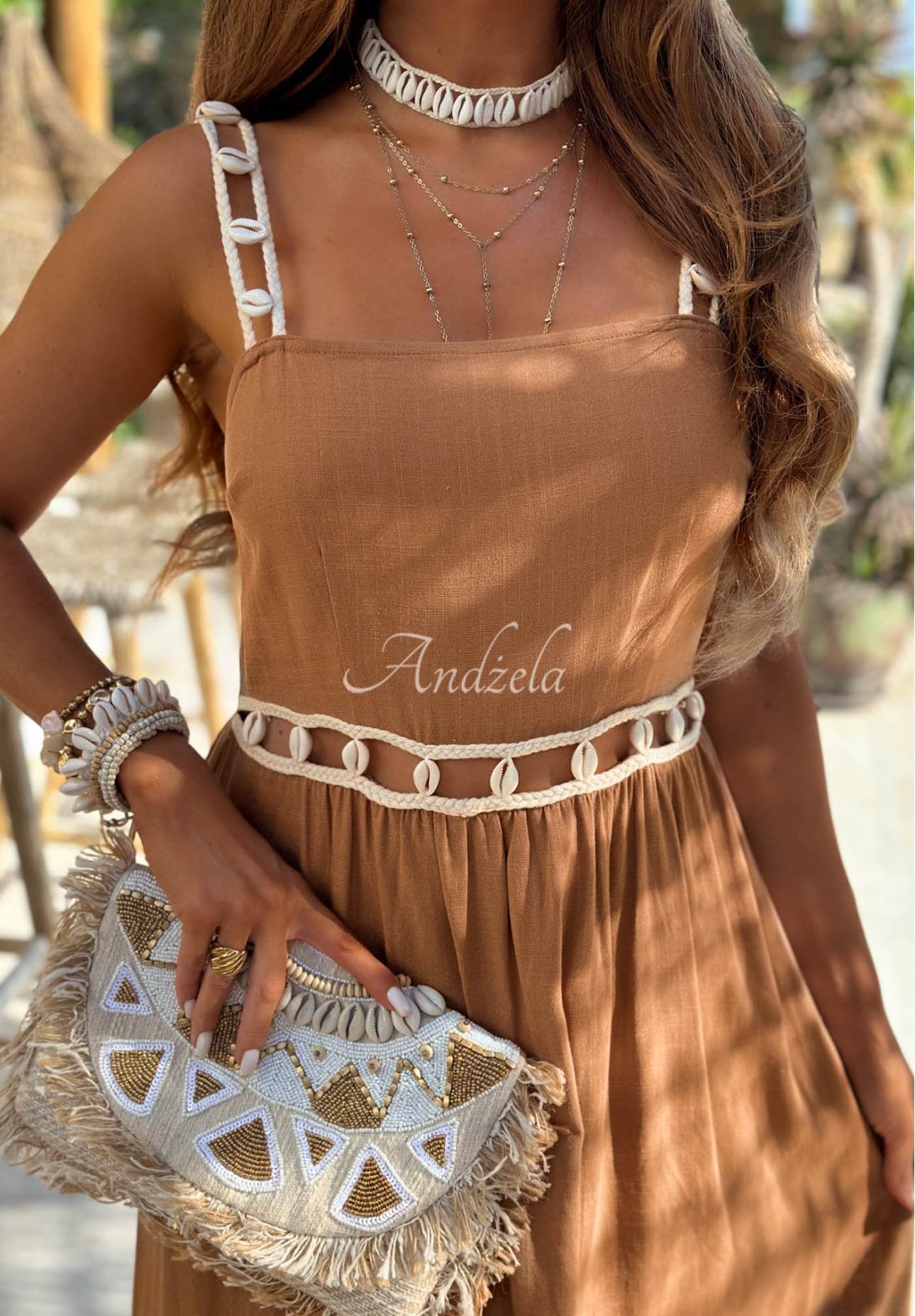 Trägerkleid mit Muscheln und Leinen Golden Shell Camel