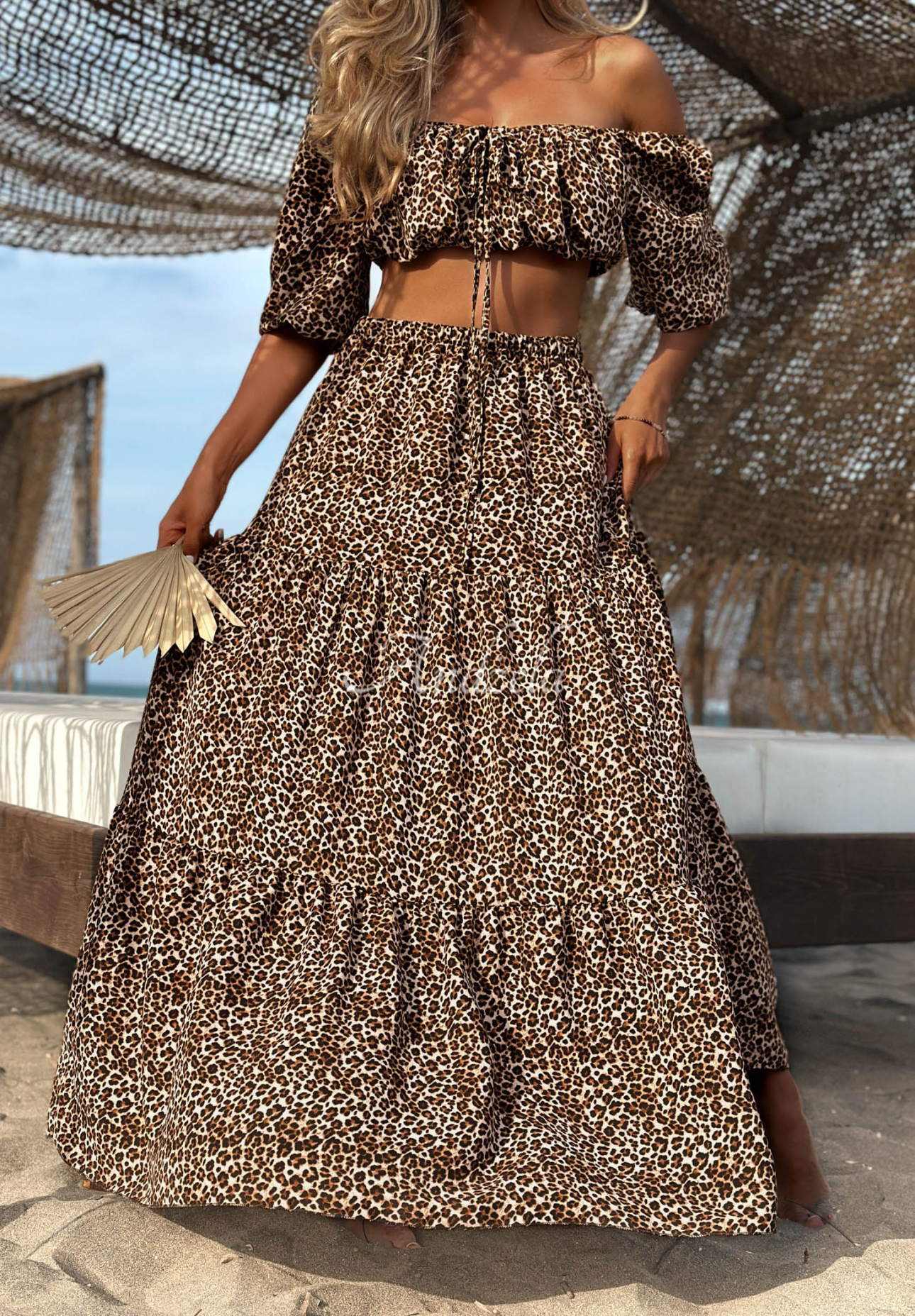 Viskose-Set mit Offshoulder Bluse und Rock mit Leopardenmuster Sand Panther Beige