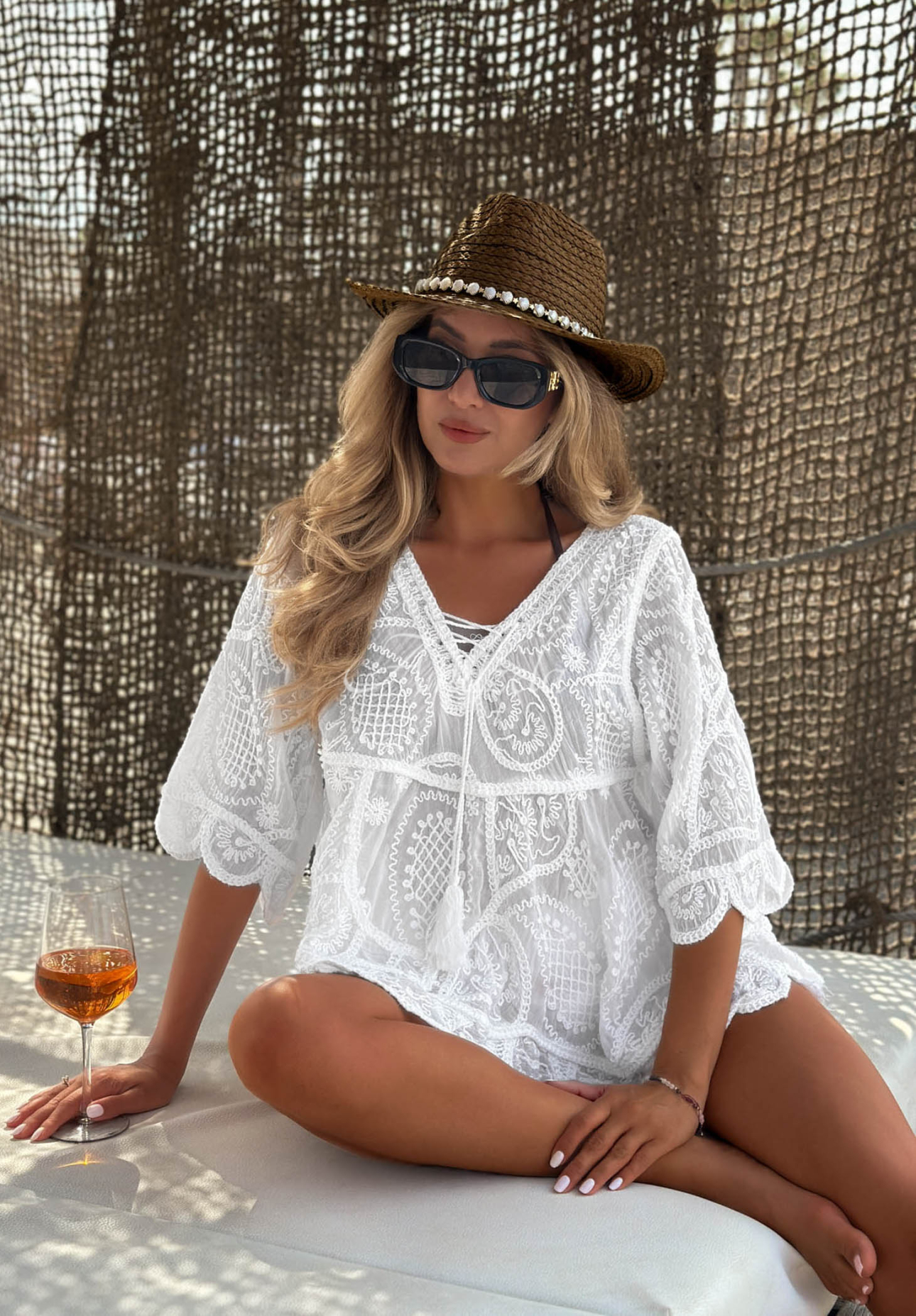 Bestickte Bluse aus Baumwolle im Boho-Stil mit Bindeband Lagoon Light Weiß