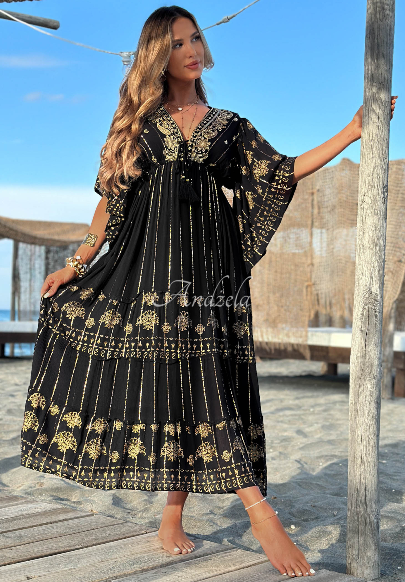Viskosekleid mit Goldstickerei boho Palm Royale Schwarz