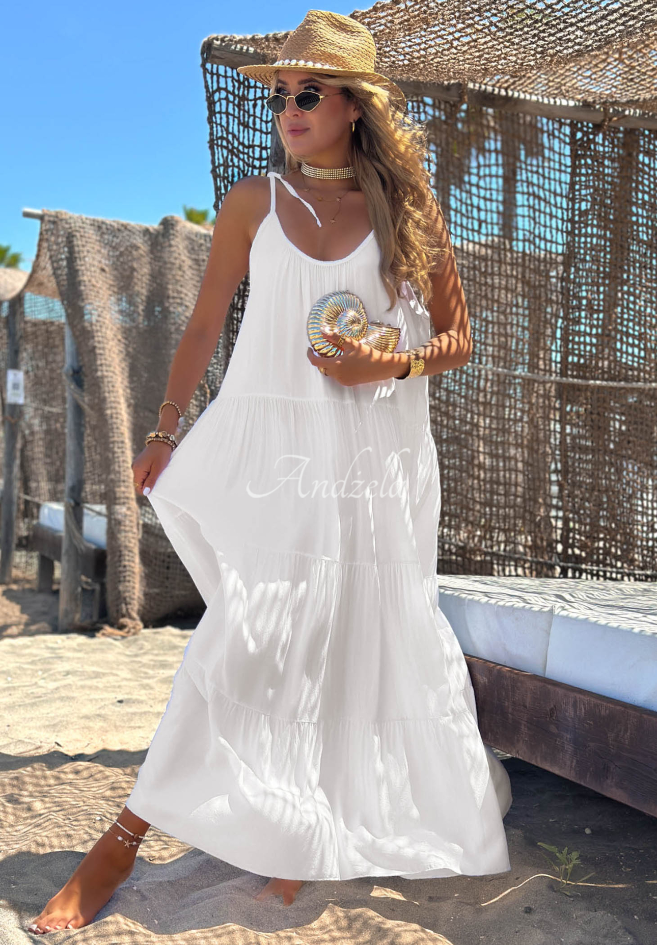 Viskosekleid mit Trägern und Rüschen Summer Club Weiß