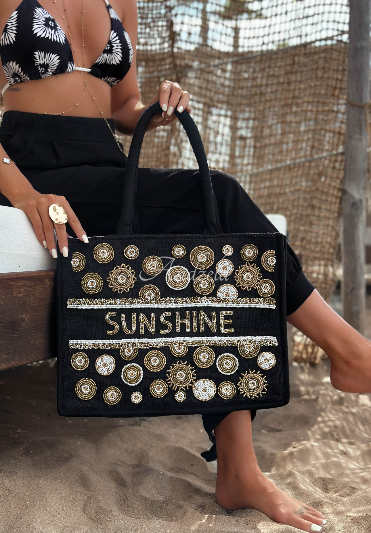 Gewebte Tasche bestickt mit Perlen boho Sunshine Beads Schwarz
