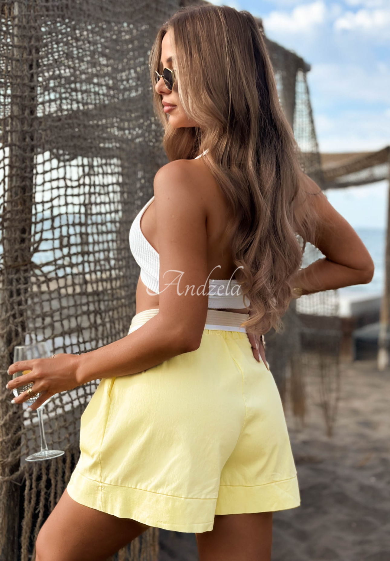 Kurze Viskose-Shorts mit Gürtel Safari Sun Gelb
