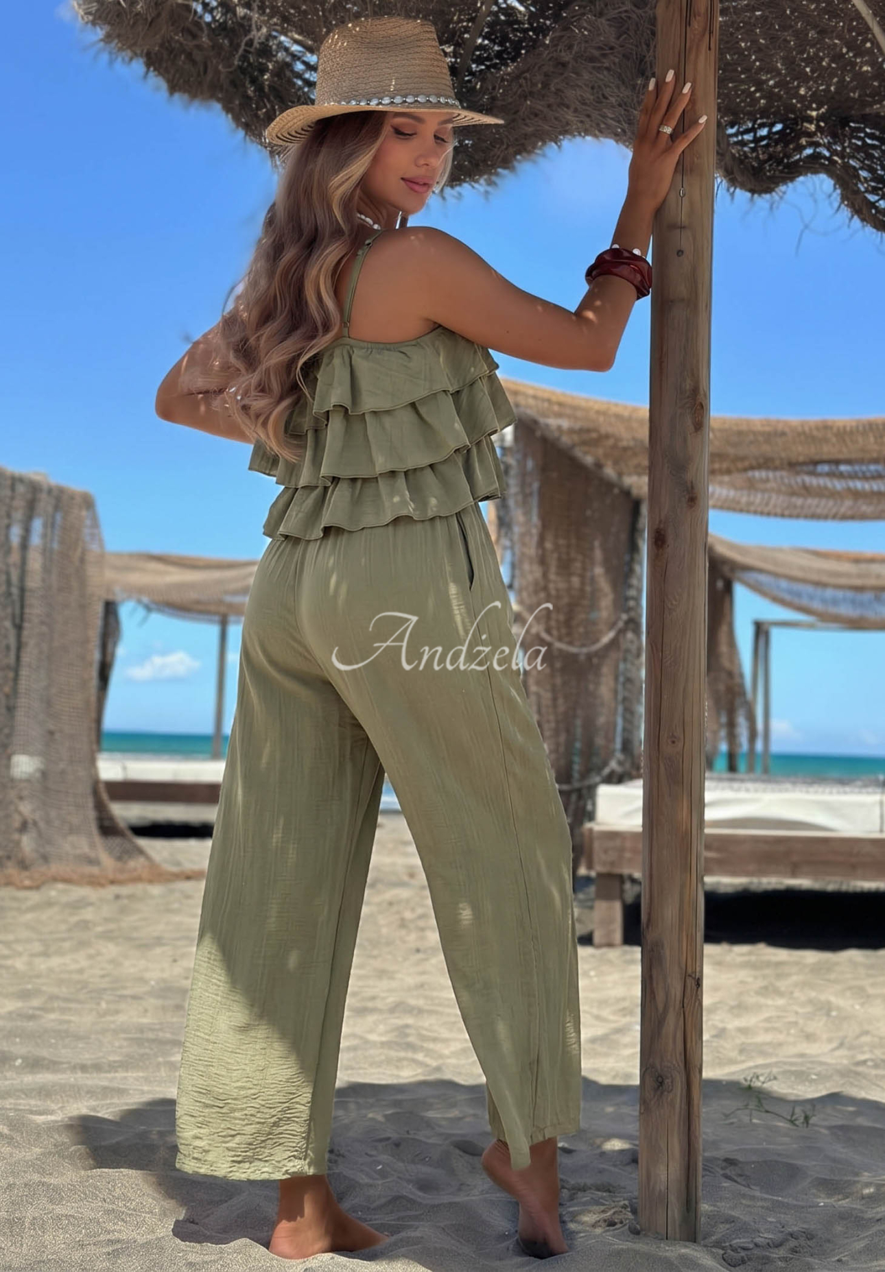 Langer Viskose-Jumpsuit mit Trägern und Rüschen Ocean Charm Khaki