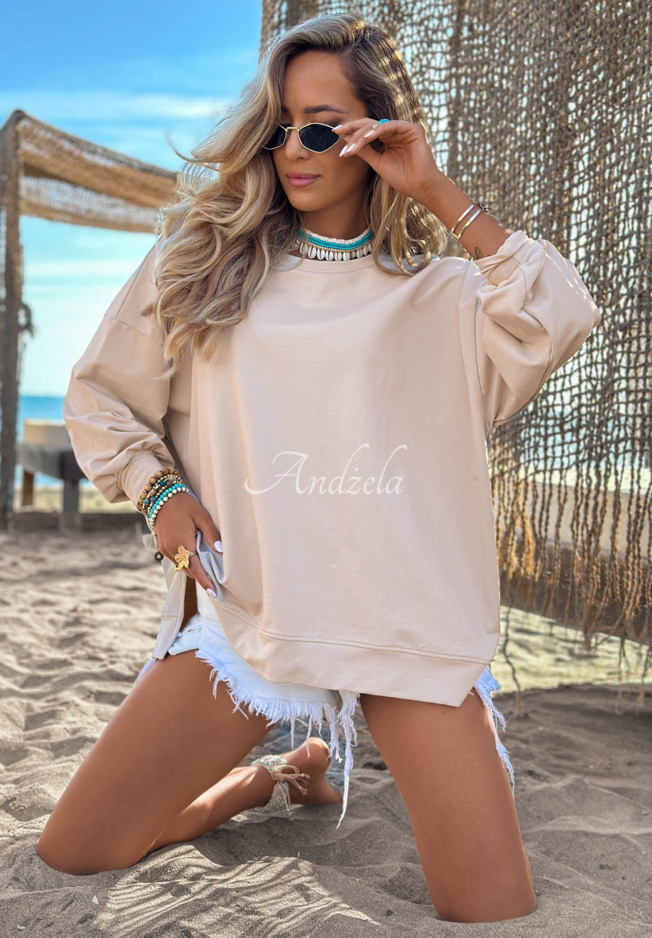 Oversize Sweatshirt Not The Same Beige