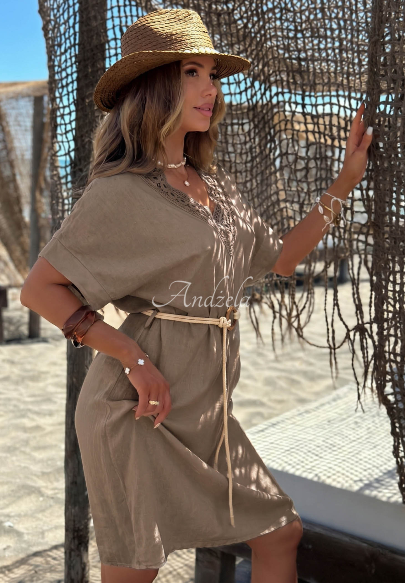 Leinenkleid mit Spitze und Gürtel boho Golden Sunset Mokkafarben