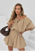 Krótki Jumpsuit Kleid im spanischen Stil Sandy Coast Beige