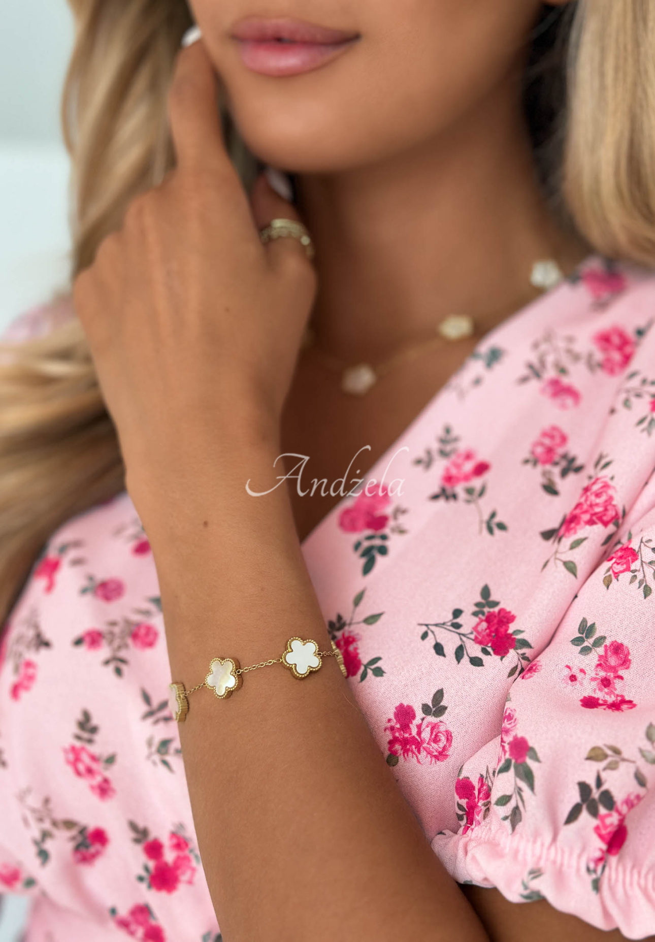 Armband mit Blümchen Alhambra Gold-Weiß