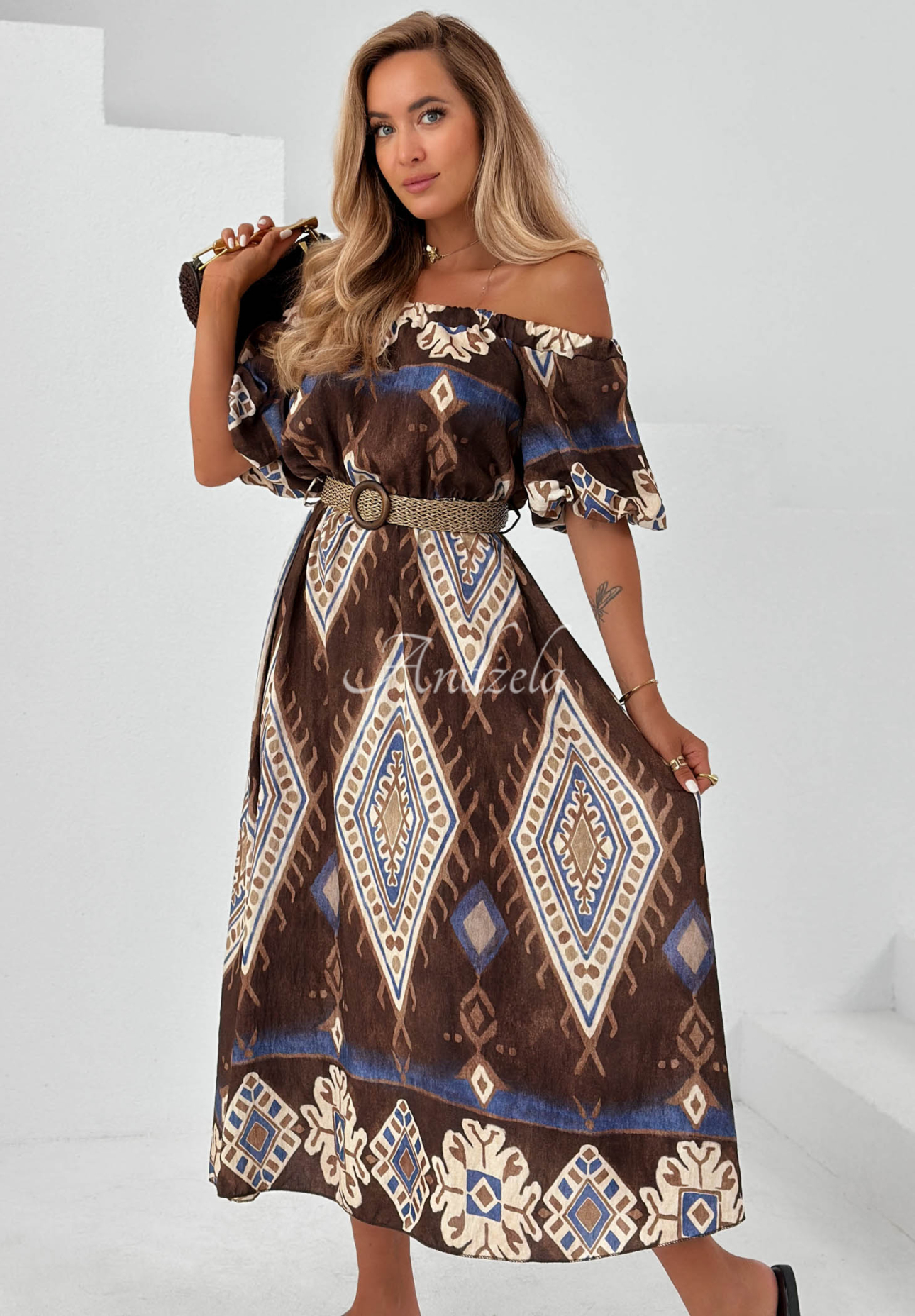 Gemustertes Viskose-Midikleid mit Offshoulder Brown Sands Schokoladenbraun