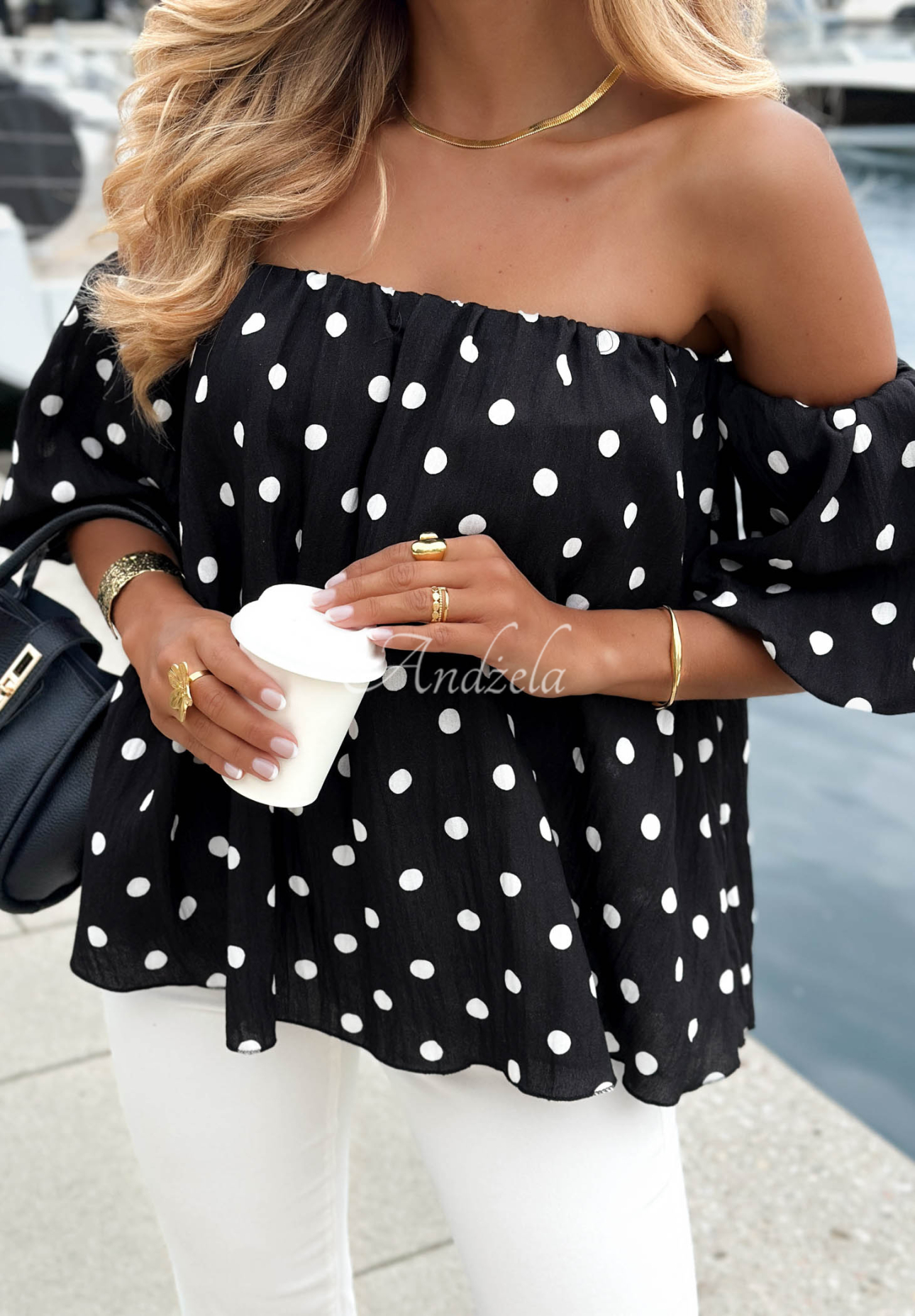 Offshoulder Baumwollbluse mit Polka-Dots Retro Romance Schwarz