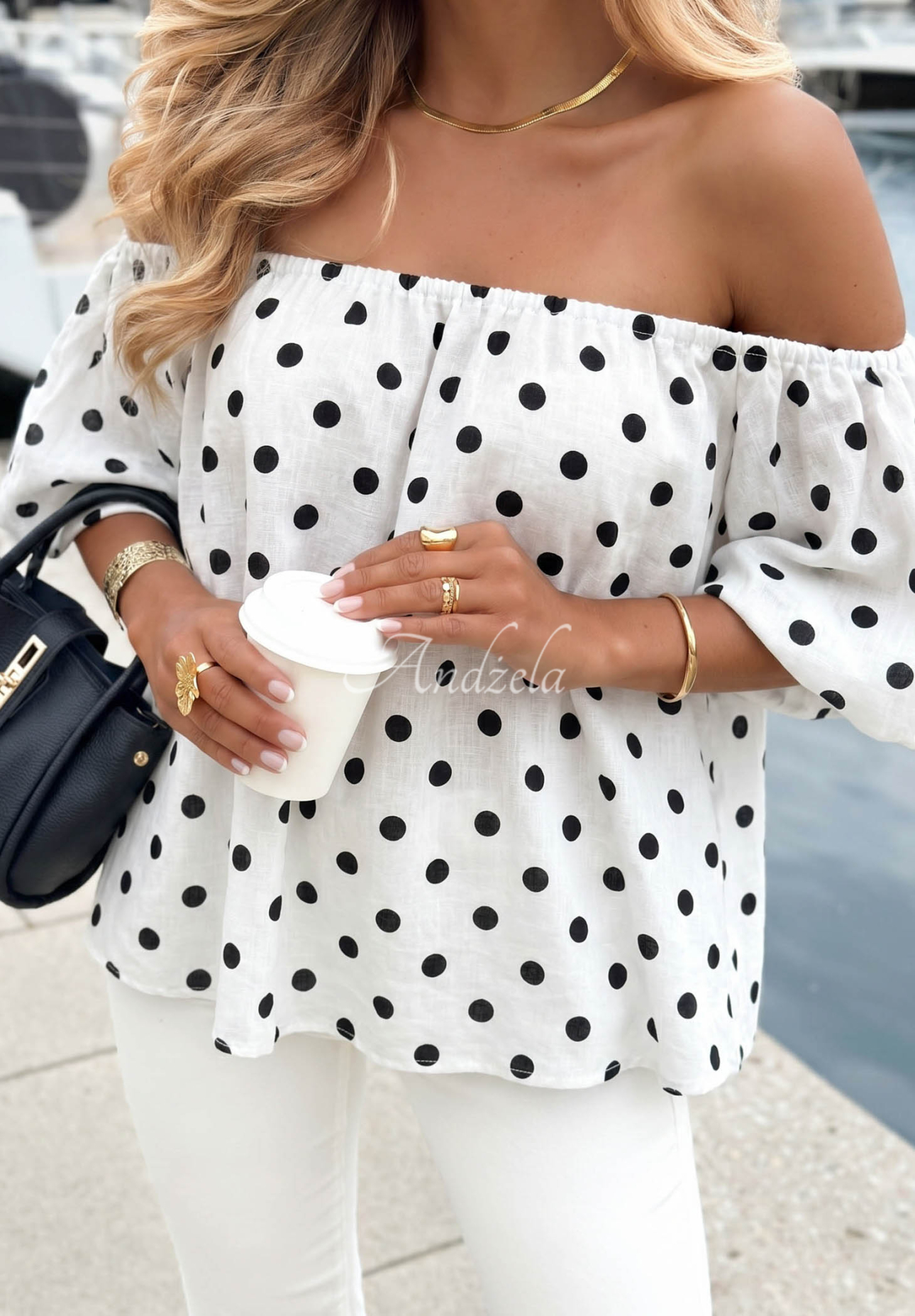 Offshoulder Baumwollbluse mit Polka-Dots Retro Romance Weiß