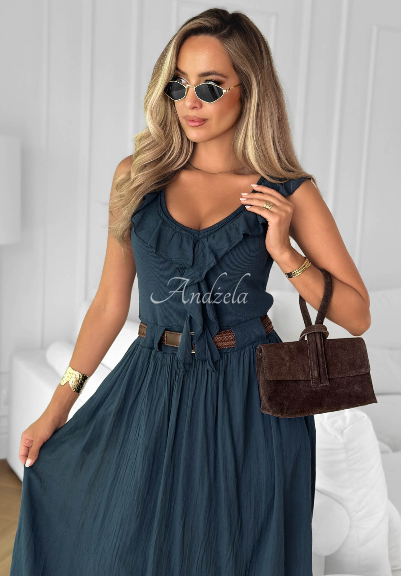 Midi-Kleid aus Baumwolle mit Rüschen und Gürtel Good Winds Dunkelblau