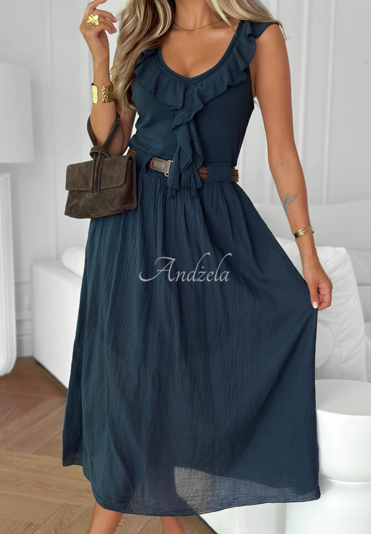 Midi-Kleid aus Baumwolle mit Rüschen und Gürtel Good Winds Dunkelblau