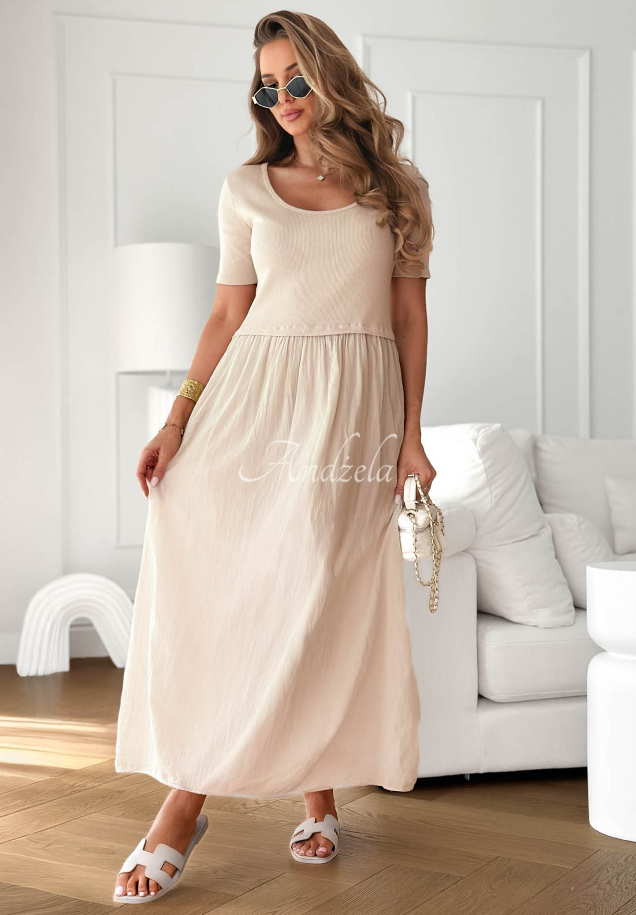 Luftiges Baumwoll-Midikleid Primavera Mia Beige