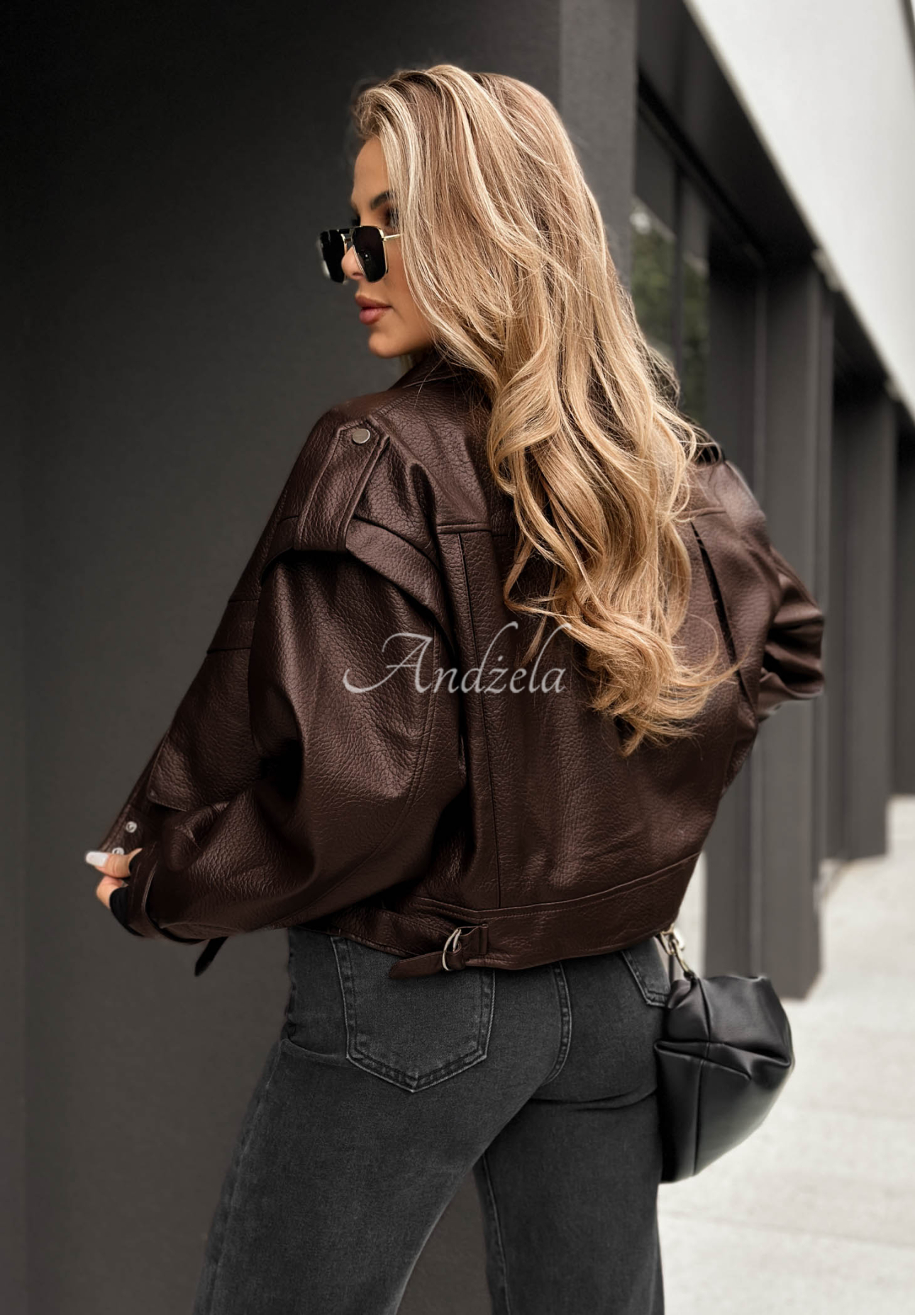 Kurze Lederjacke mit Kragen Jolie Schokoladenbraun