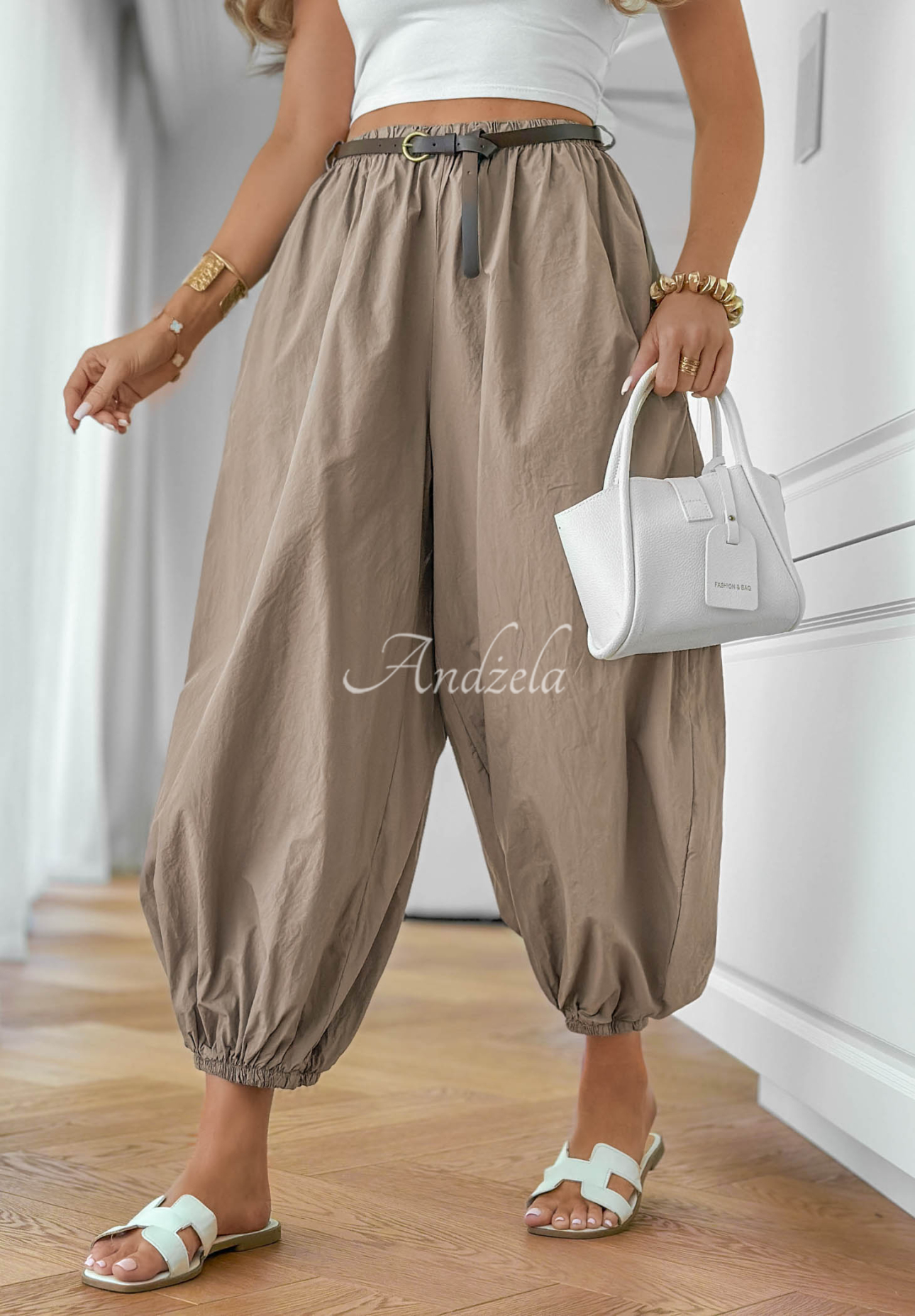 Jogginghose aus Baumwollstoff mit Gürtel Stay Awhile Mokkafarben
