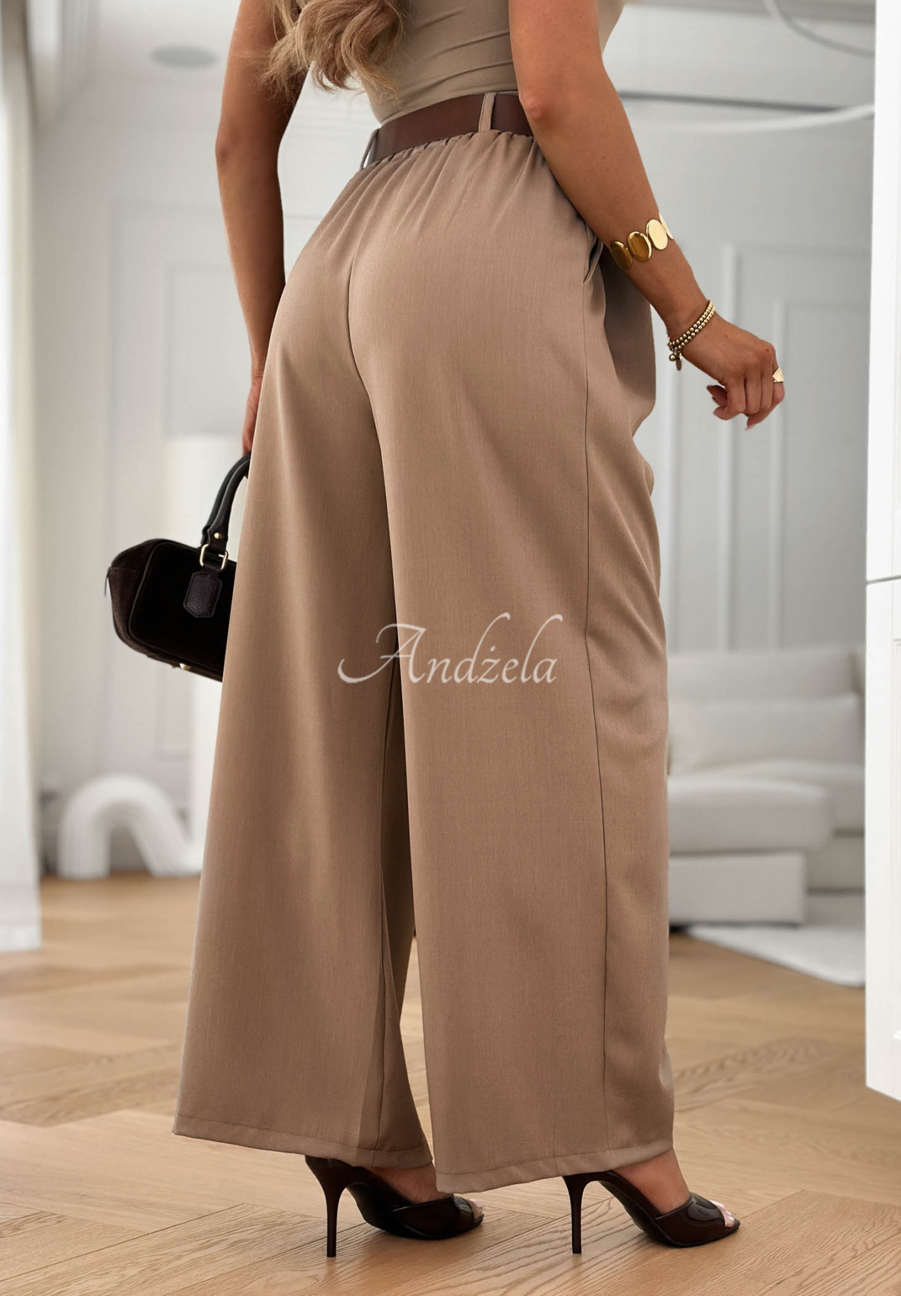 Stoffhose wide leg mit Gürtel Clean Looks Mokkafarben