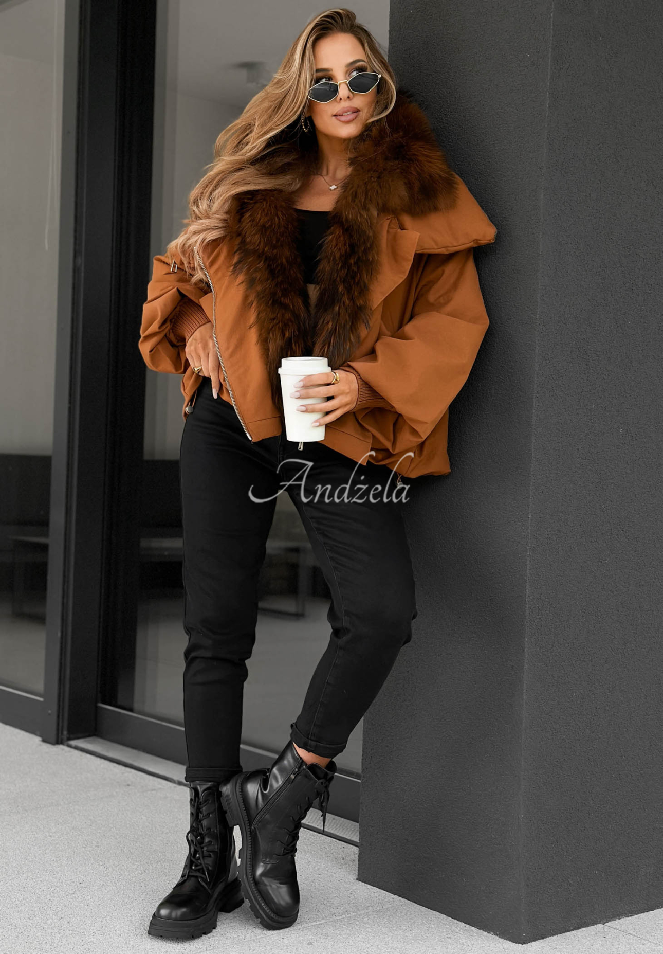 Daunenjacke mit Fell Nordic Mist Camel