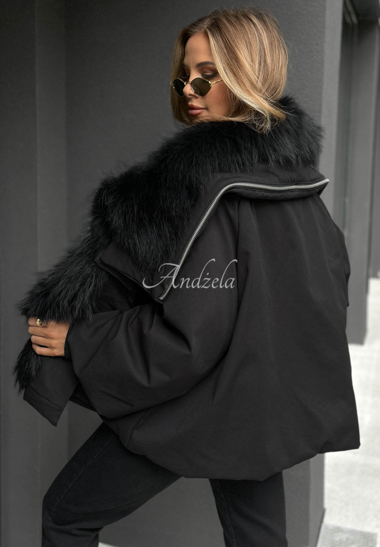 Daunenjacke mit Fell Nordic Mist Schwarz
