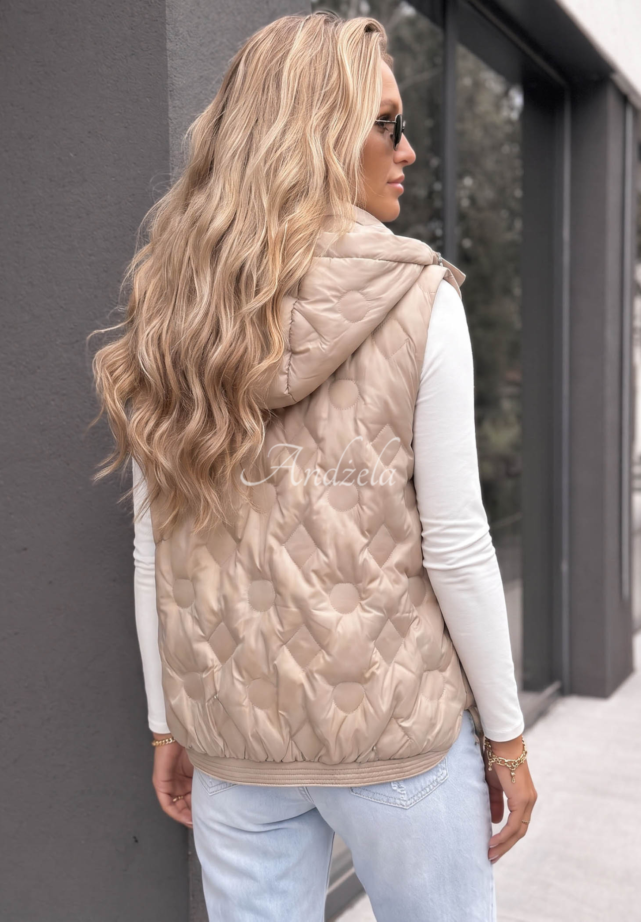 Gesteppte Weste mit Kapuze Morning Dew Beige