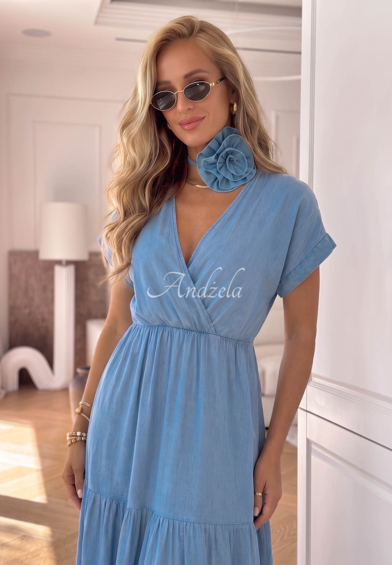 Lyocell-Kleid mit Rüschen und Rosengürtel Rosa Sea Hellblau
