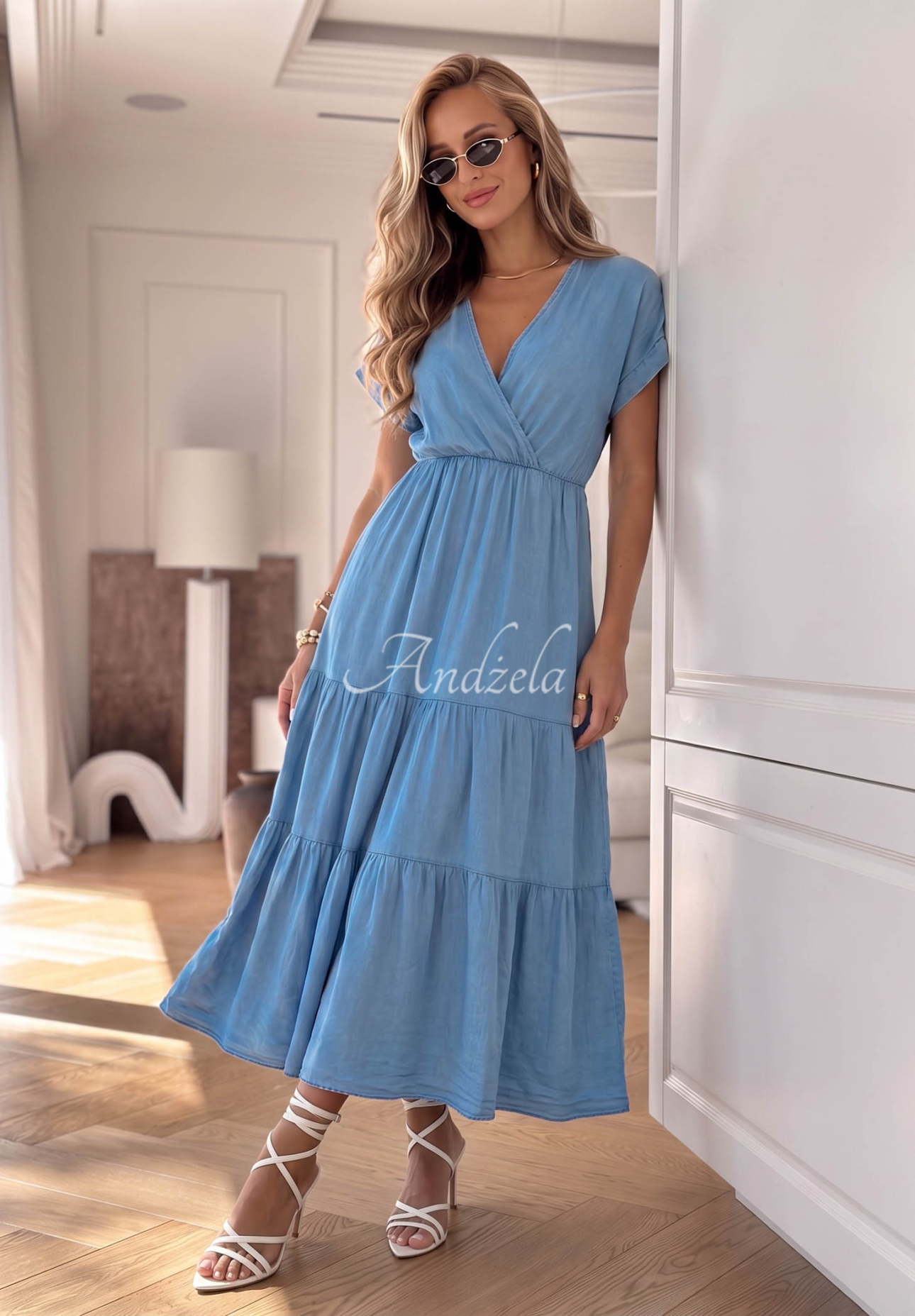 Lyocell-Kleid mit Rüschen und Rosengürtel Rosa Sea Hellblau