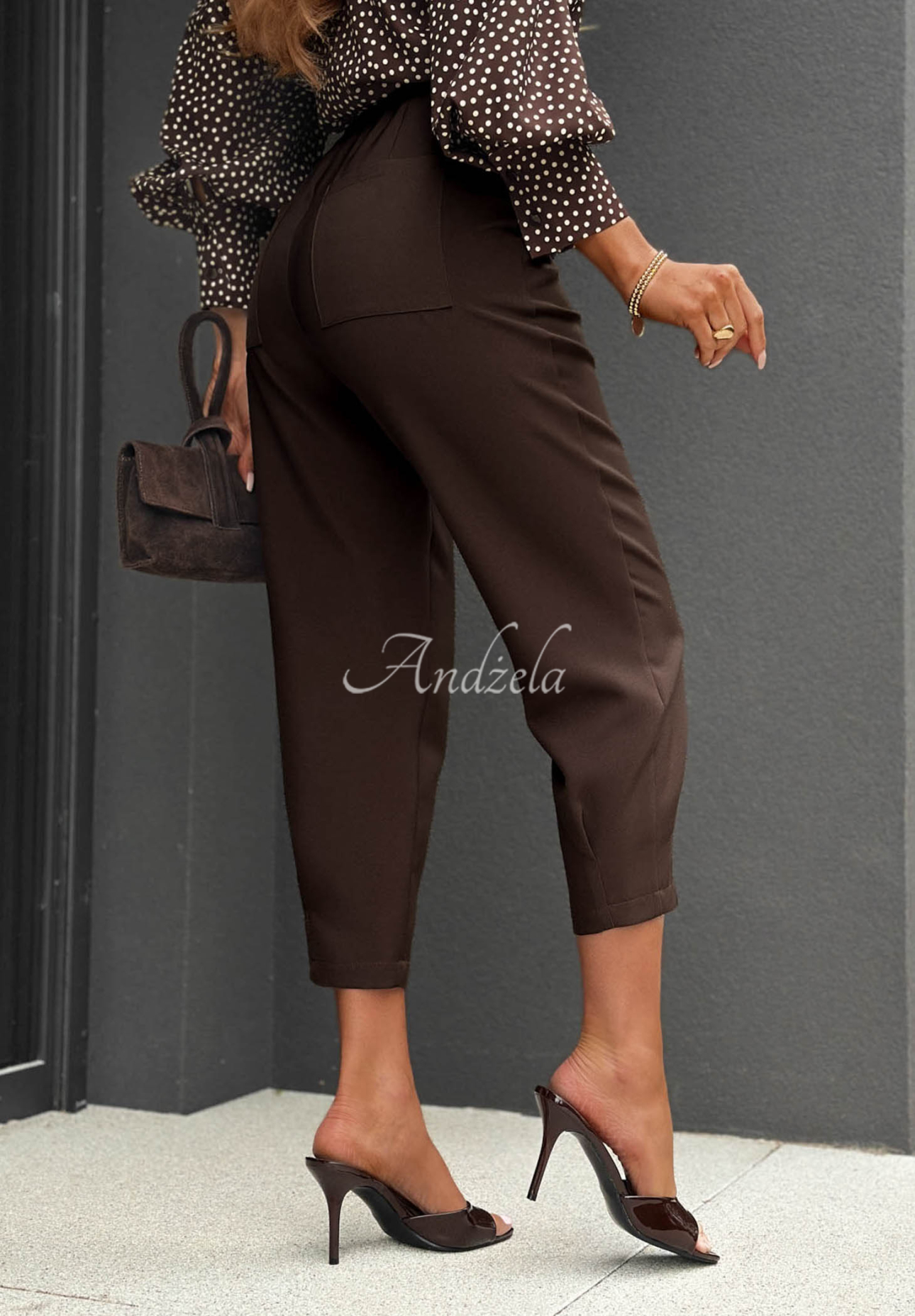 Elegante Zigarettenhose aus Viskose Laura Schokoladenbraun