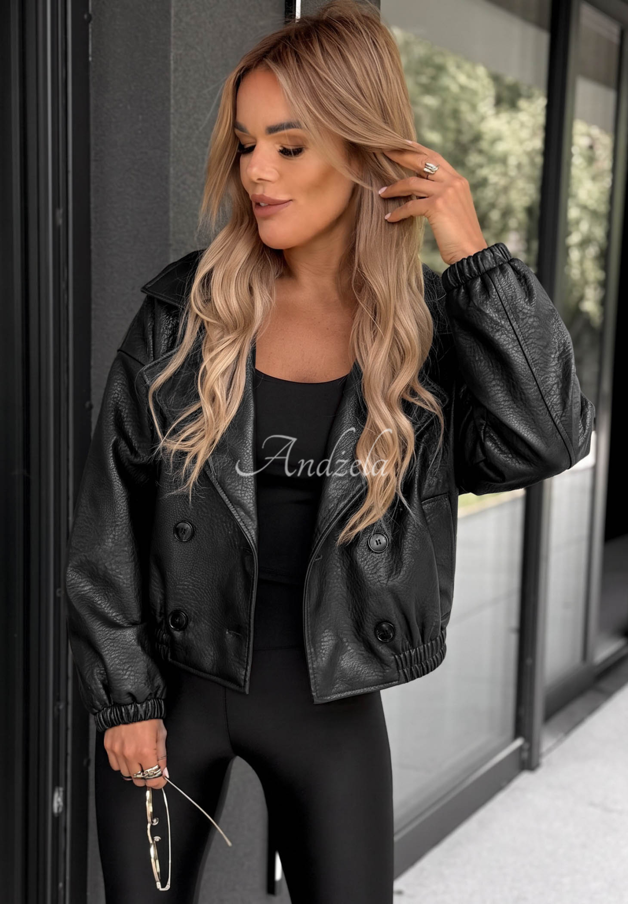 Kurze Lederjacke mit Kragen Morning Mist Schwarz