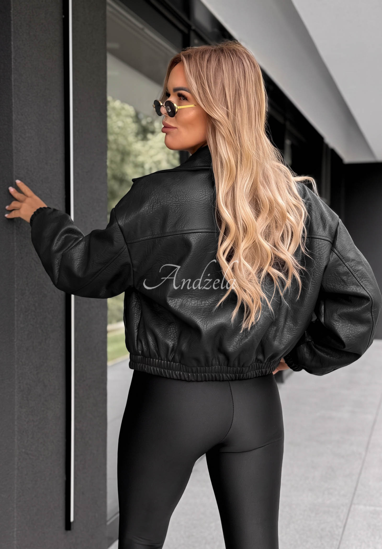 Kurze Lederjacke mit Kragen Morning Mist Schwarz