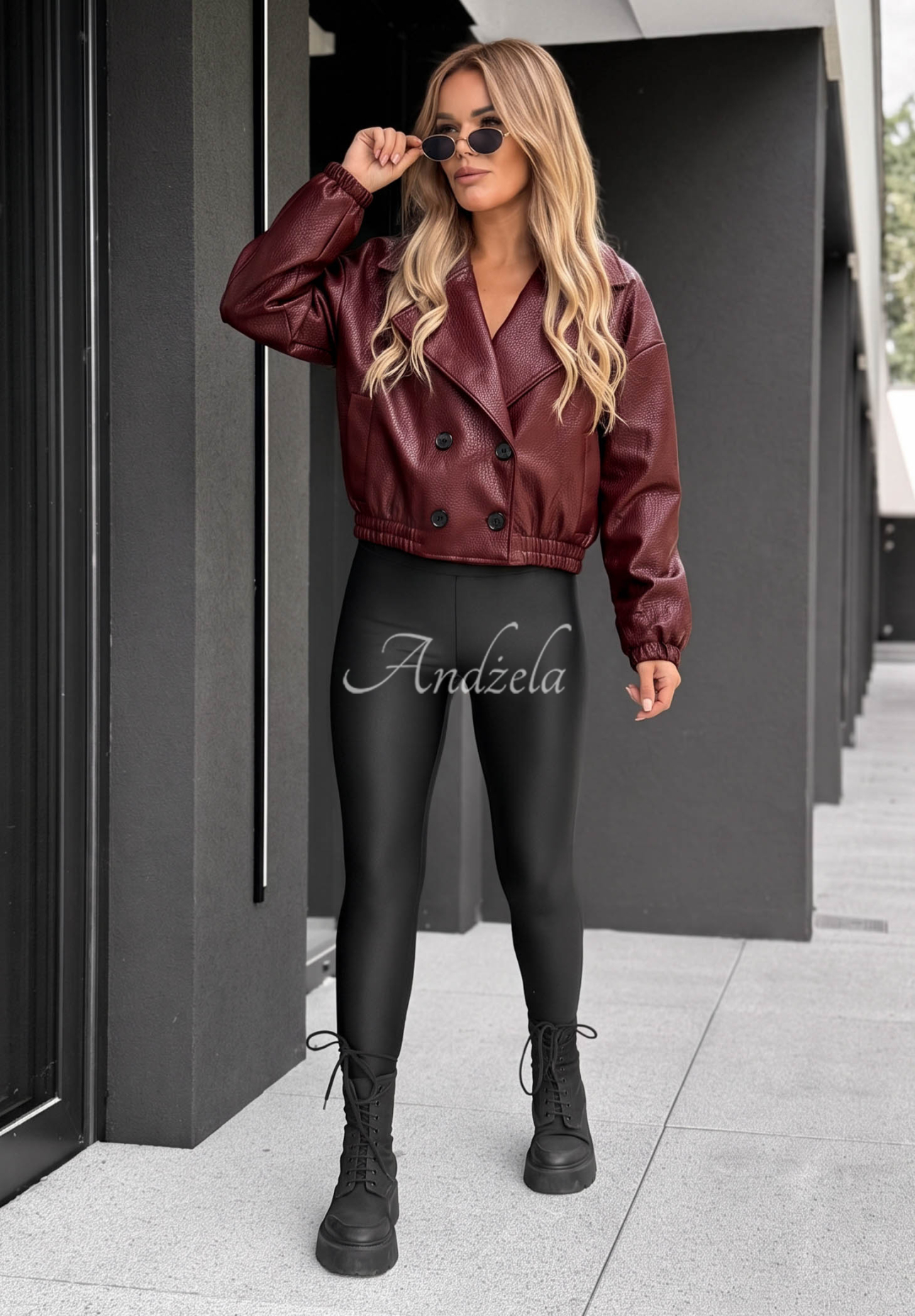 Kurze Lederjacke mit Kragen Morning Mist Burgunderrot