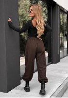Material Hose z paskiem Elegant Harmony Schokoladenbraun