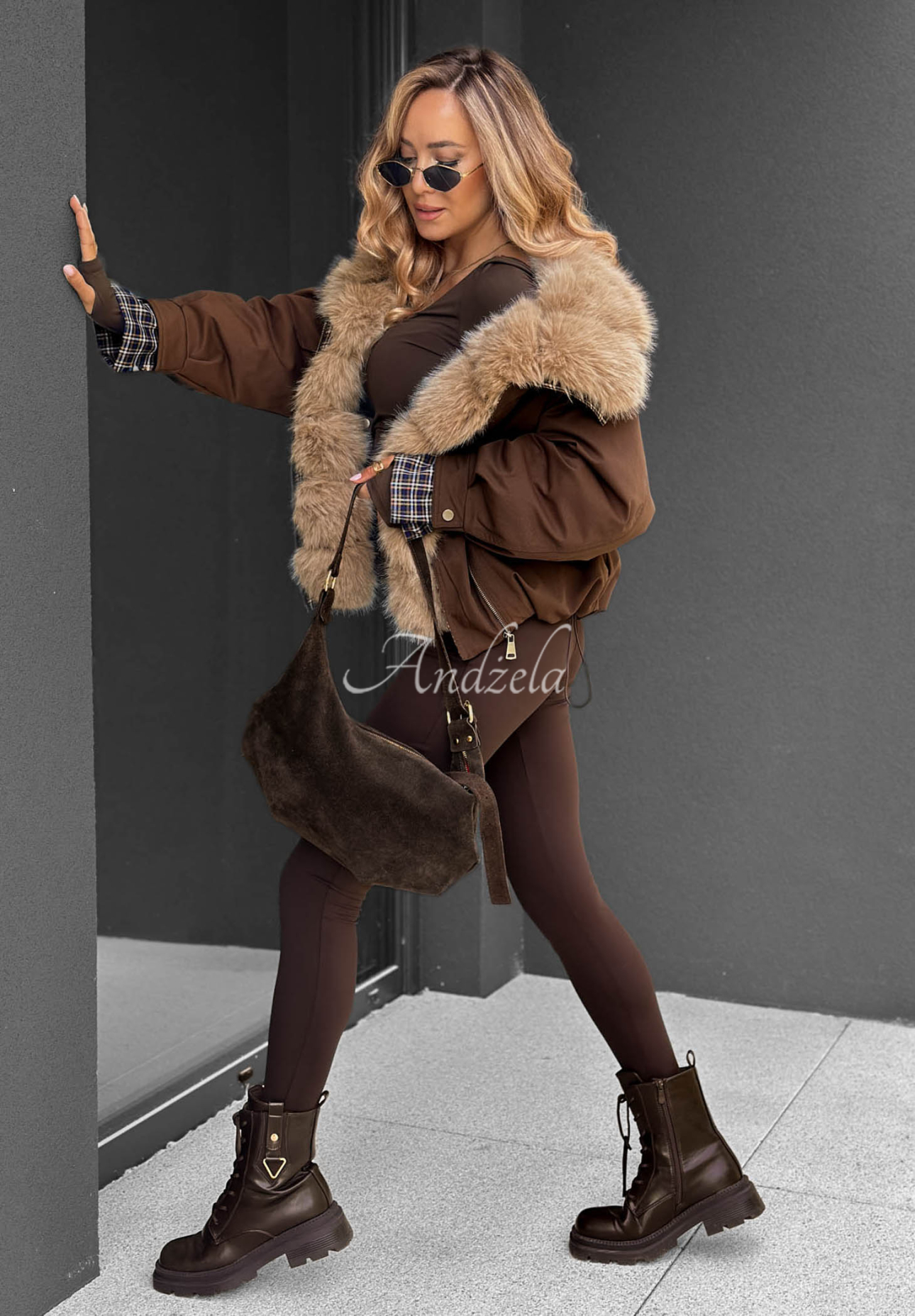 Kurze Jacke mit Kunstfell Amber Charm Schokoladenbraun