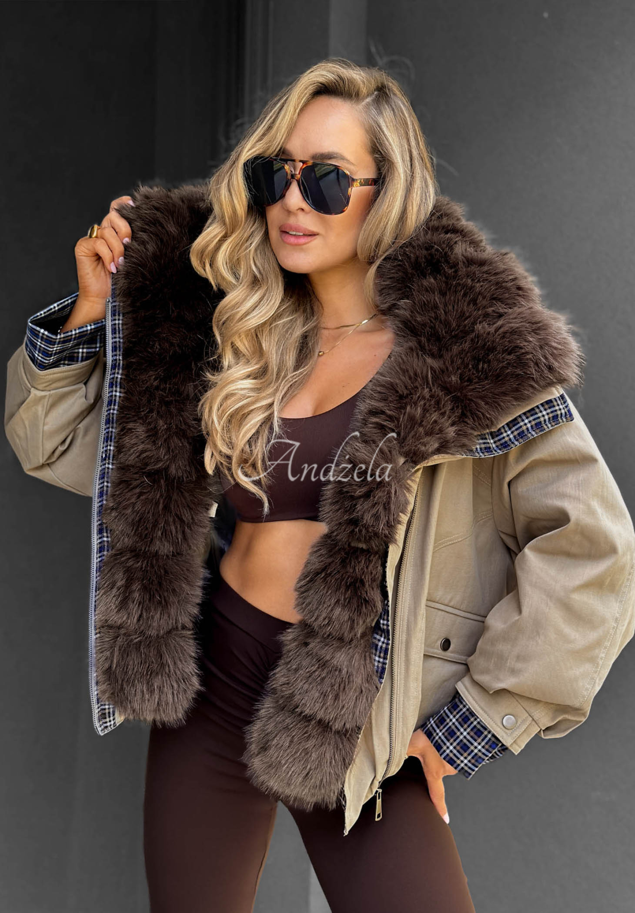 Kurze Jacke mit Kunstfell Amber Charm Beige