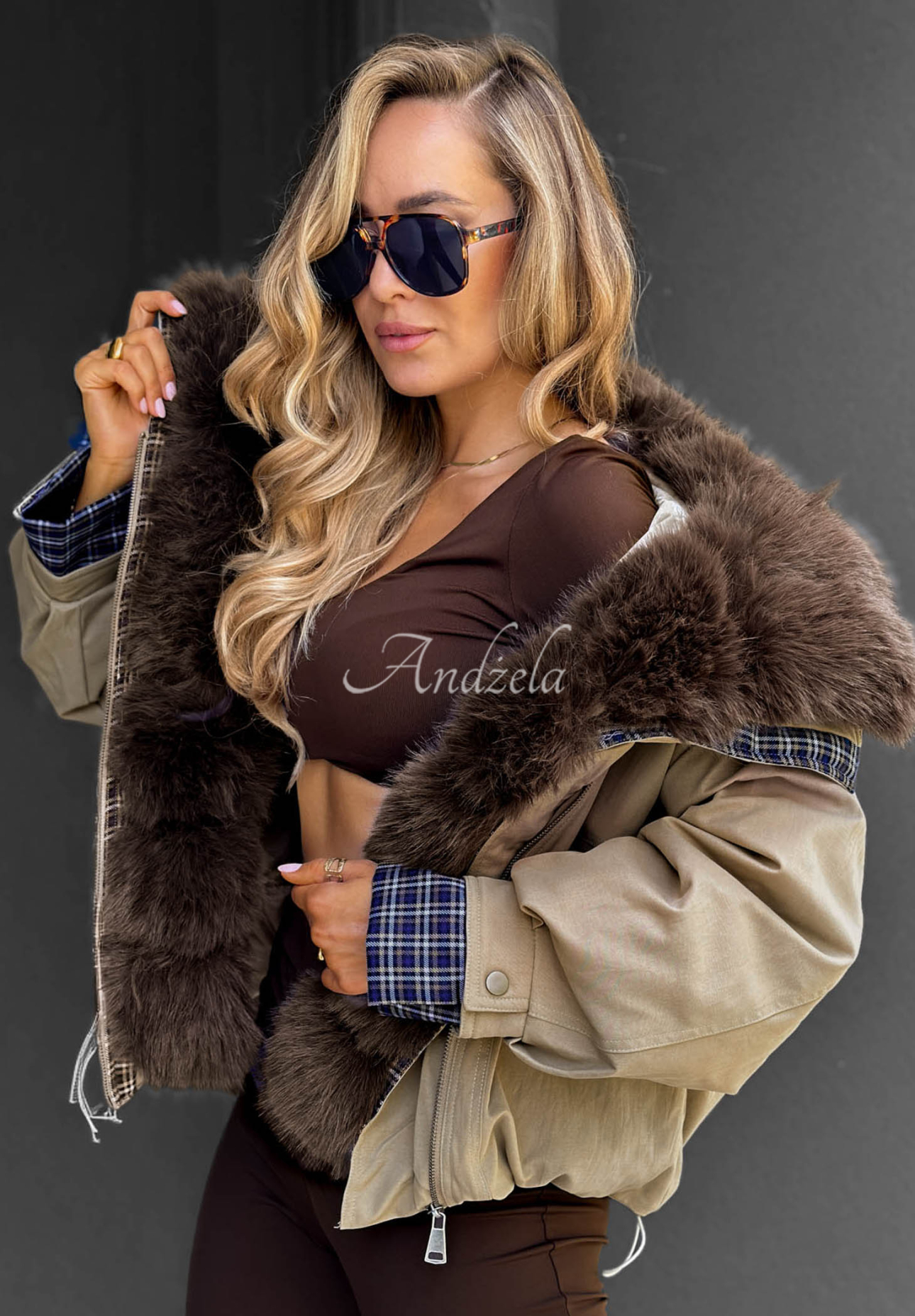 Kurze Jacke mit Kunstfell Amber Charm Beige