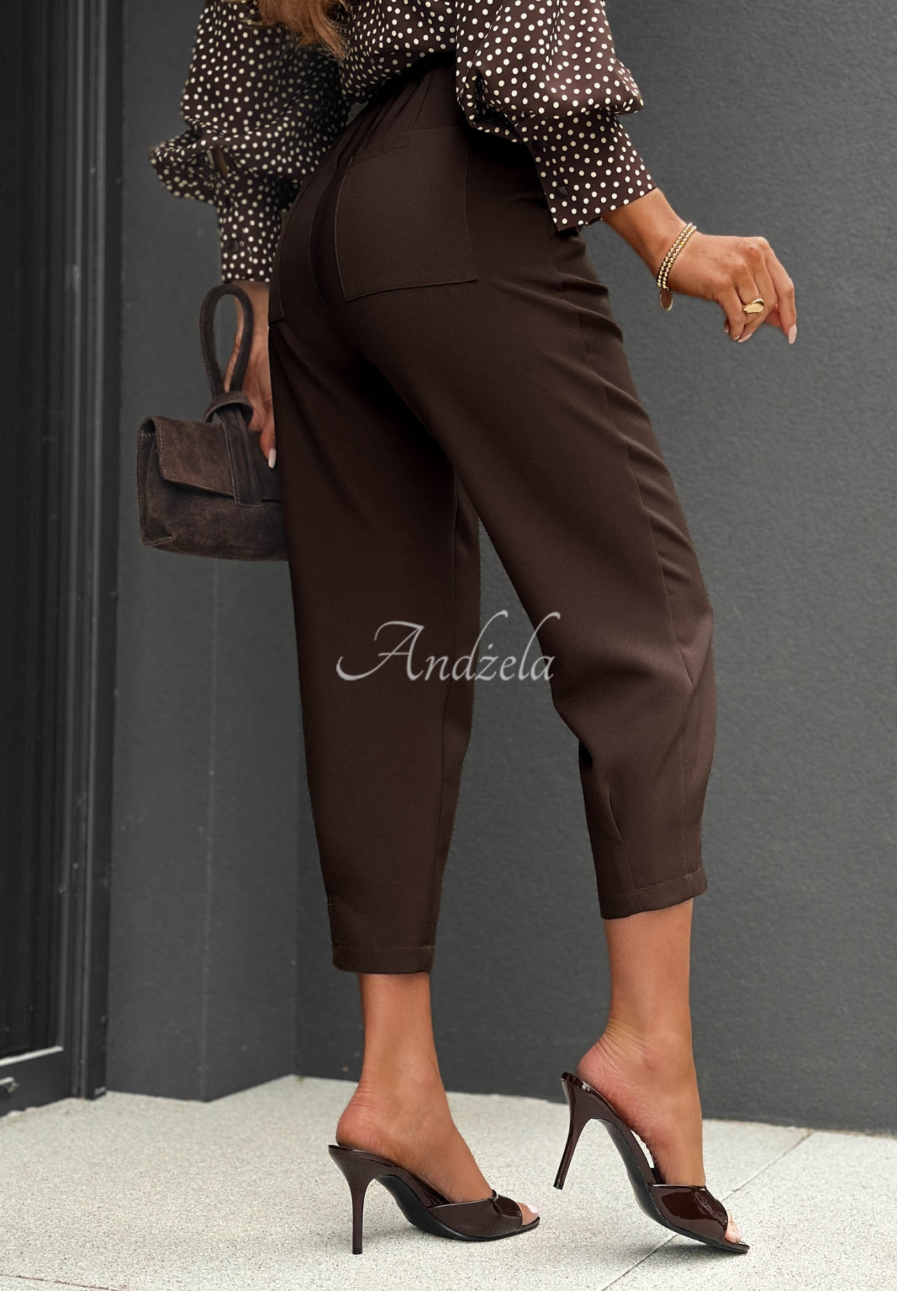 Elegante Zigarettenhose aus Viskose Laura Schokoladenbraun