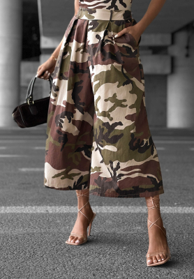 Wide leg Stoffhose mit Falten und Camouflage-Muster Wild Energy Khaki
