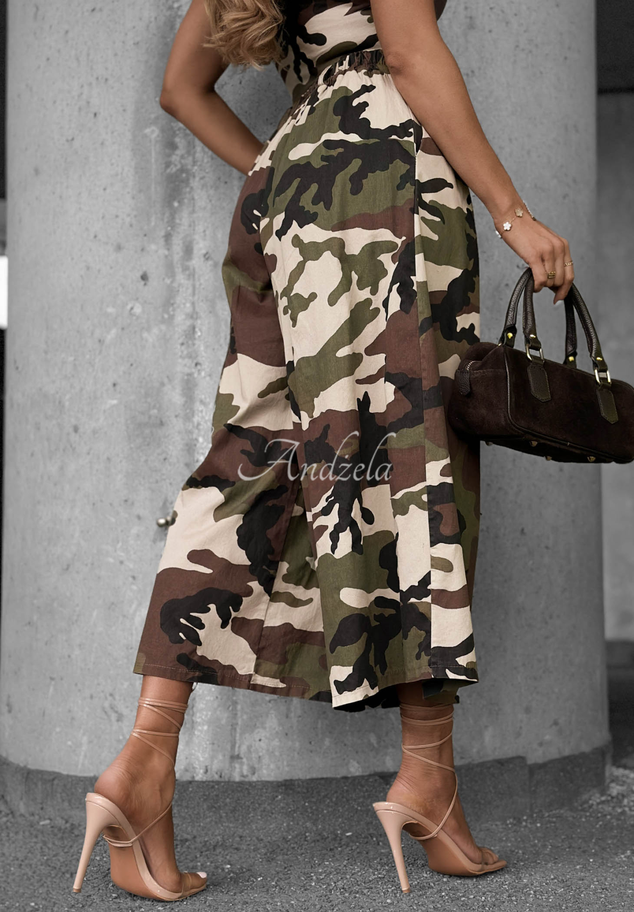 Wide leg Stoffhose mit Falten und Camouflage-Muster Wild Energy Khaki