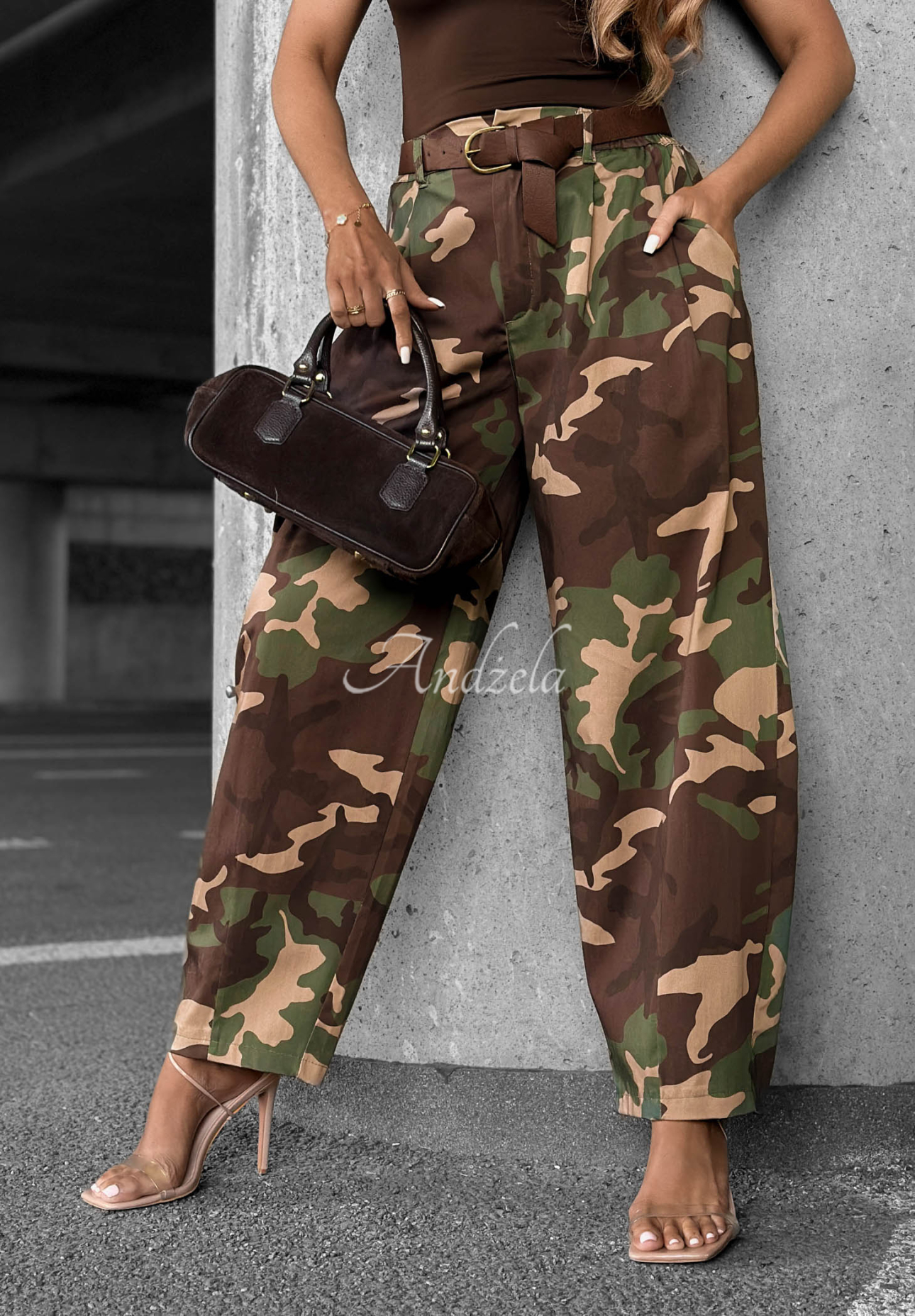 Balloon Stoffhose aus Lyocell in Tarnmuster Camo Charm Khaki
