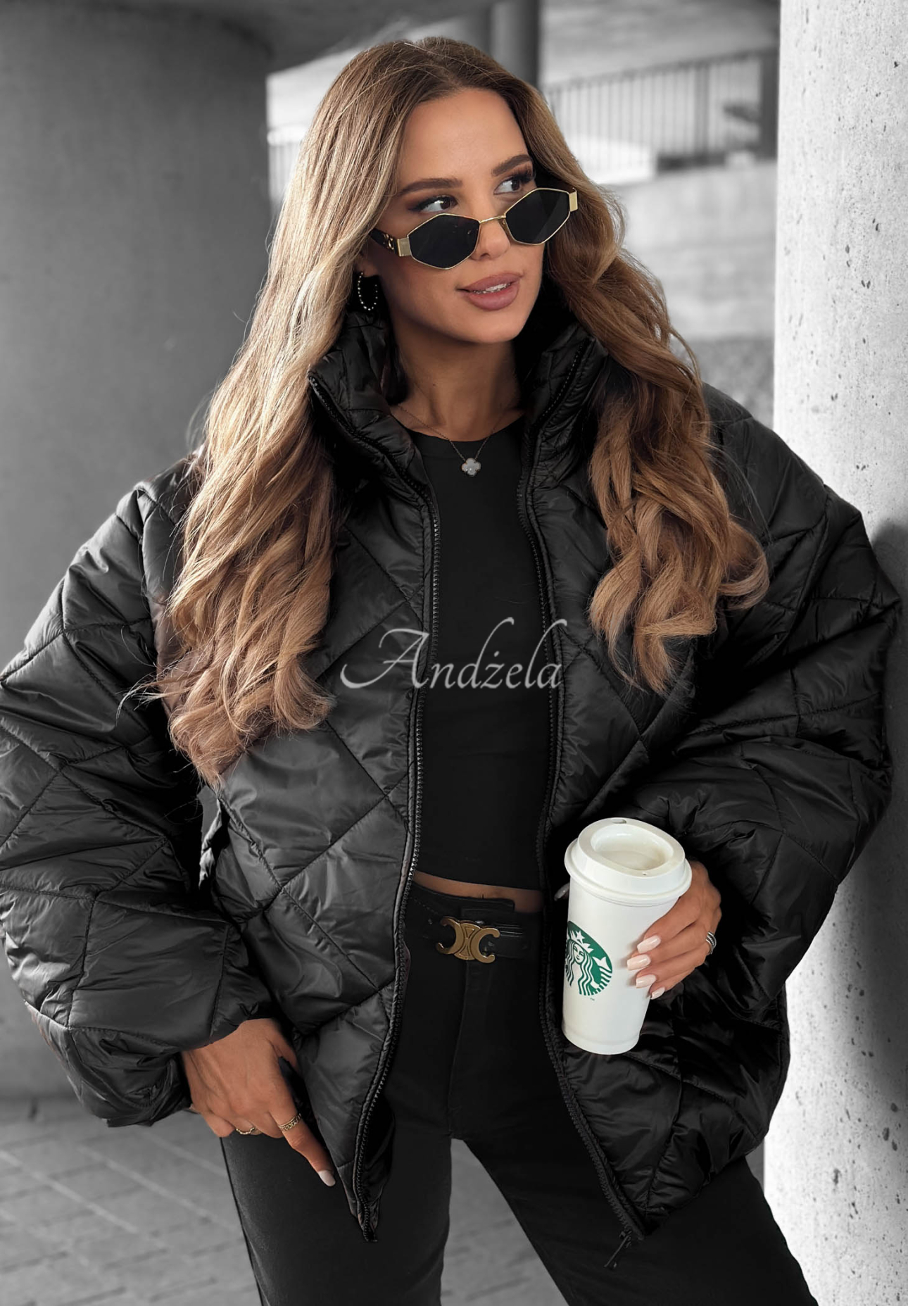 Kurze, übergroße Steppjacke Fall Favorites Schwarz