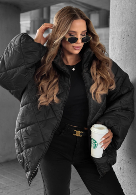 Kurze, übergroße Steppjacke Fall Favorites Schwarz