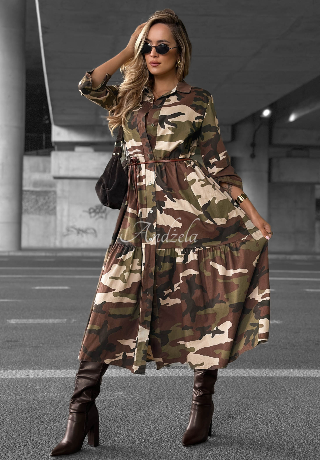 Baumwollkleid im Hemdstil mit Gürtel und Camouflage-Muster Daily Mission Khaki