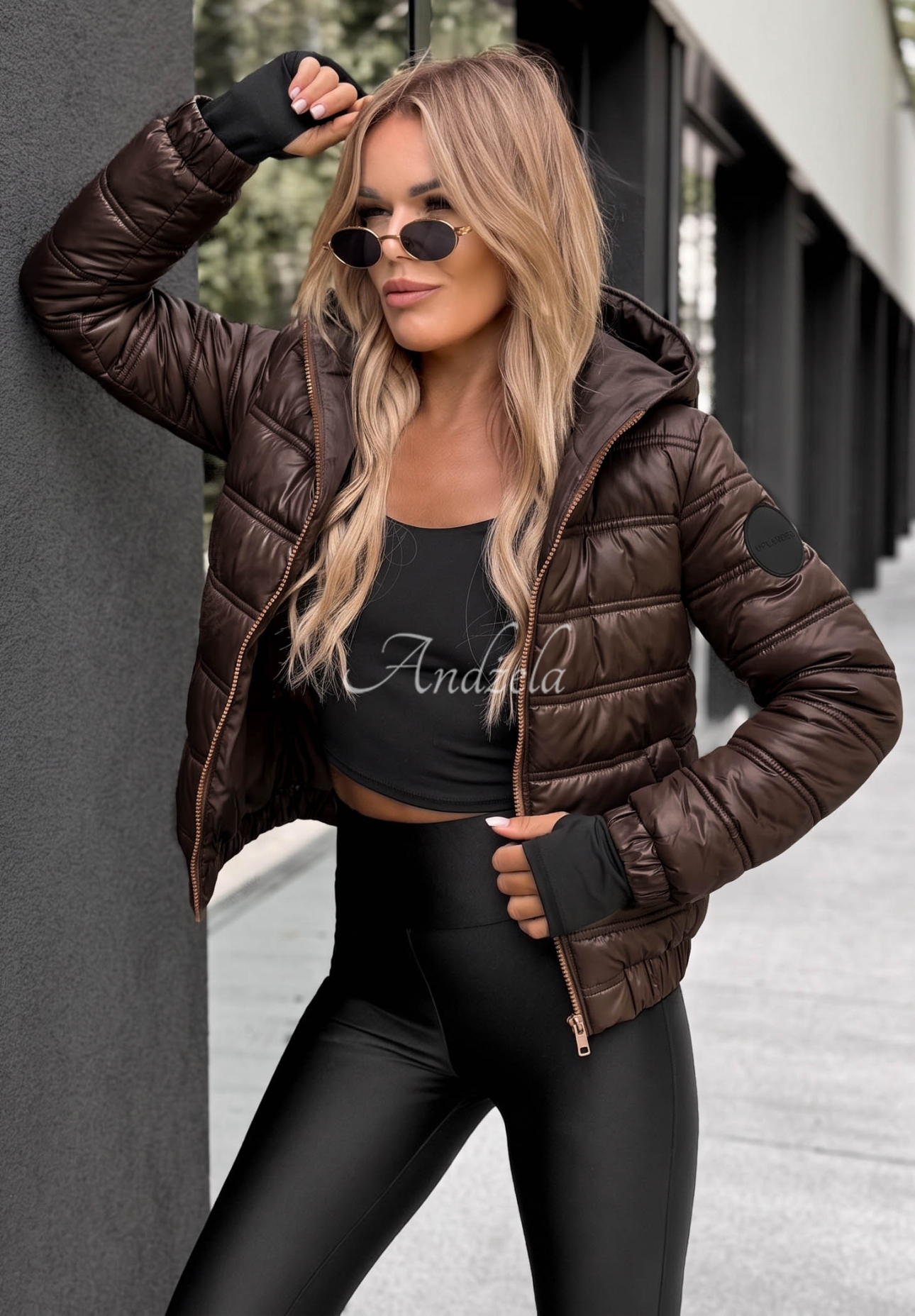 Gesteppte Jacke mit Kapuze Wait For Me Schokoladenbraun