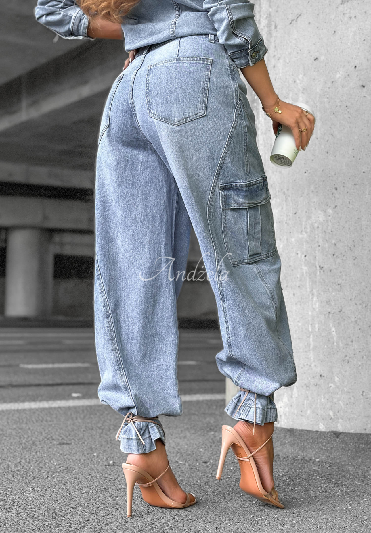 Jeanshose im Ballon-Stil Until Sunset Blau