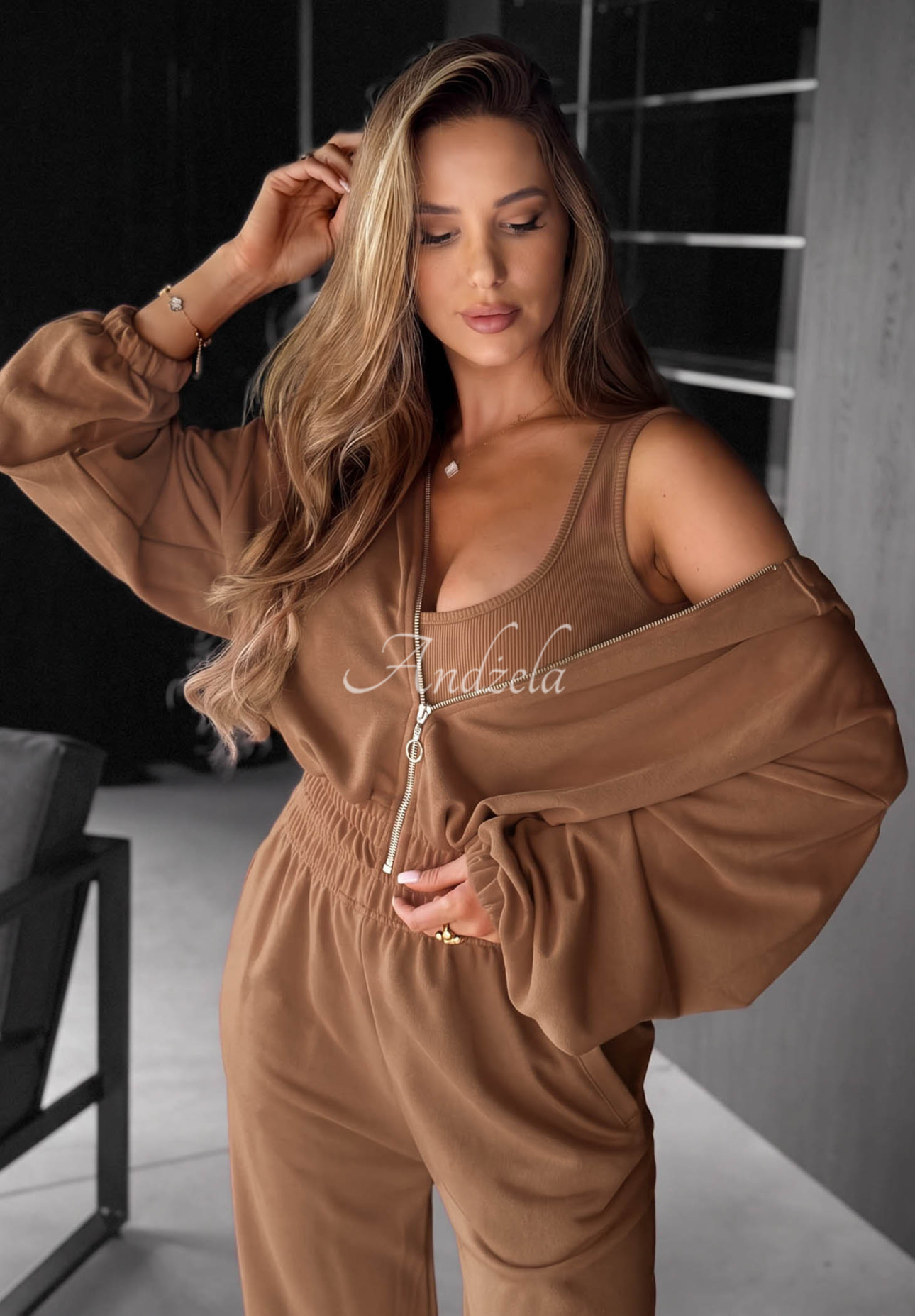 Baumwoll-Set Sweatshirt, Hose und Body 3in1 All For Love Schokoladenbraun