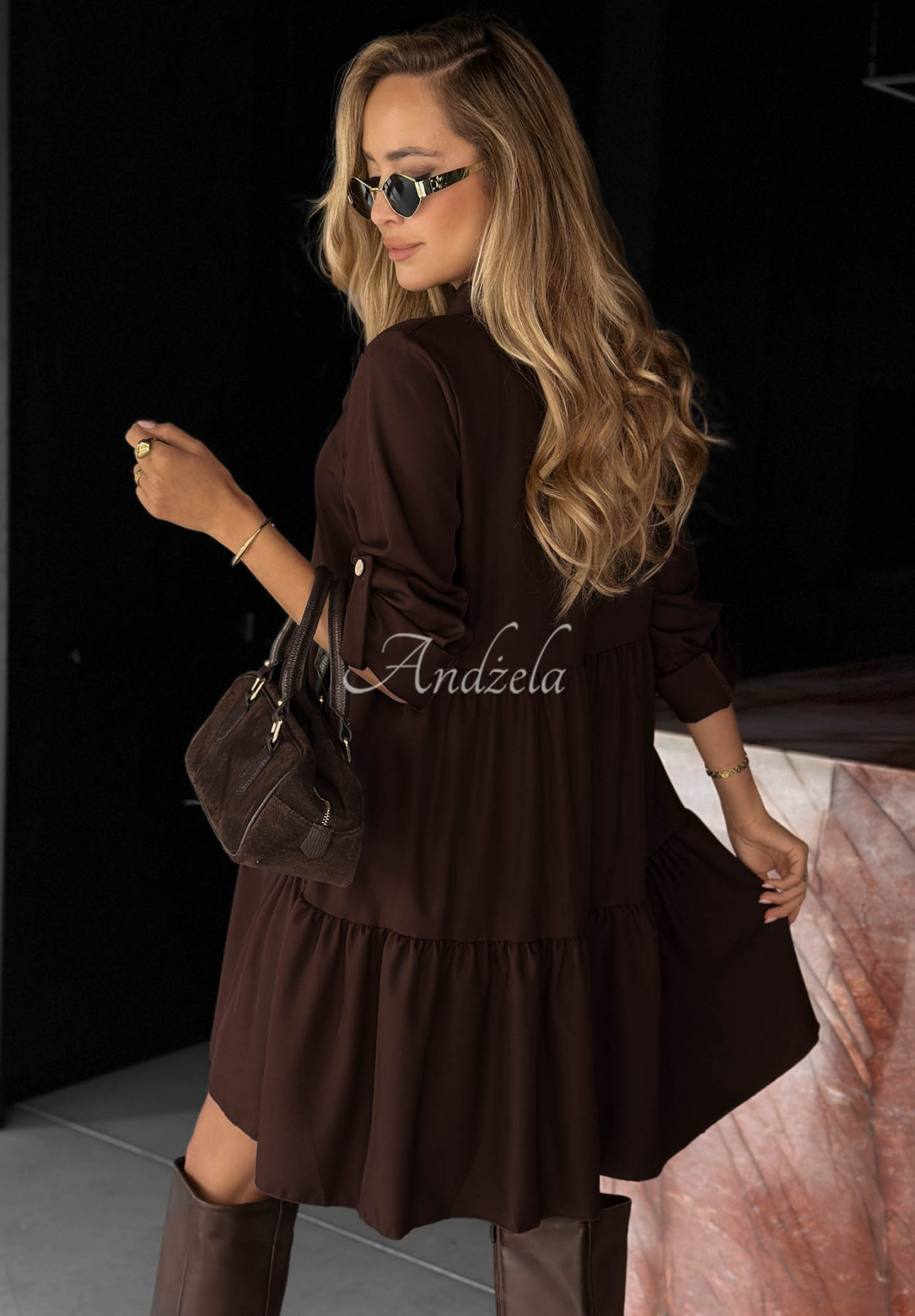 Oversize-Kleid mit Rüschen und Viskose Modern Charm Schokoladenbraun
