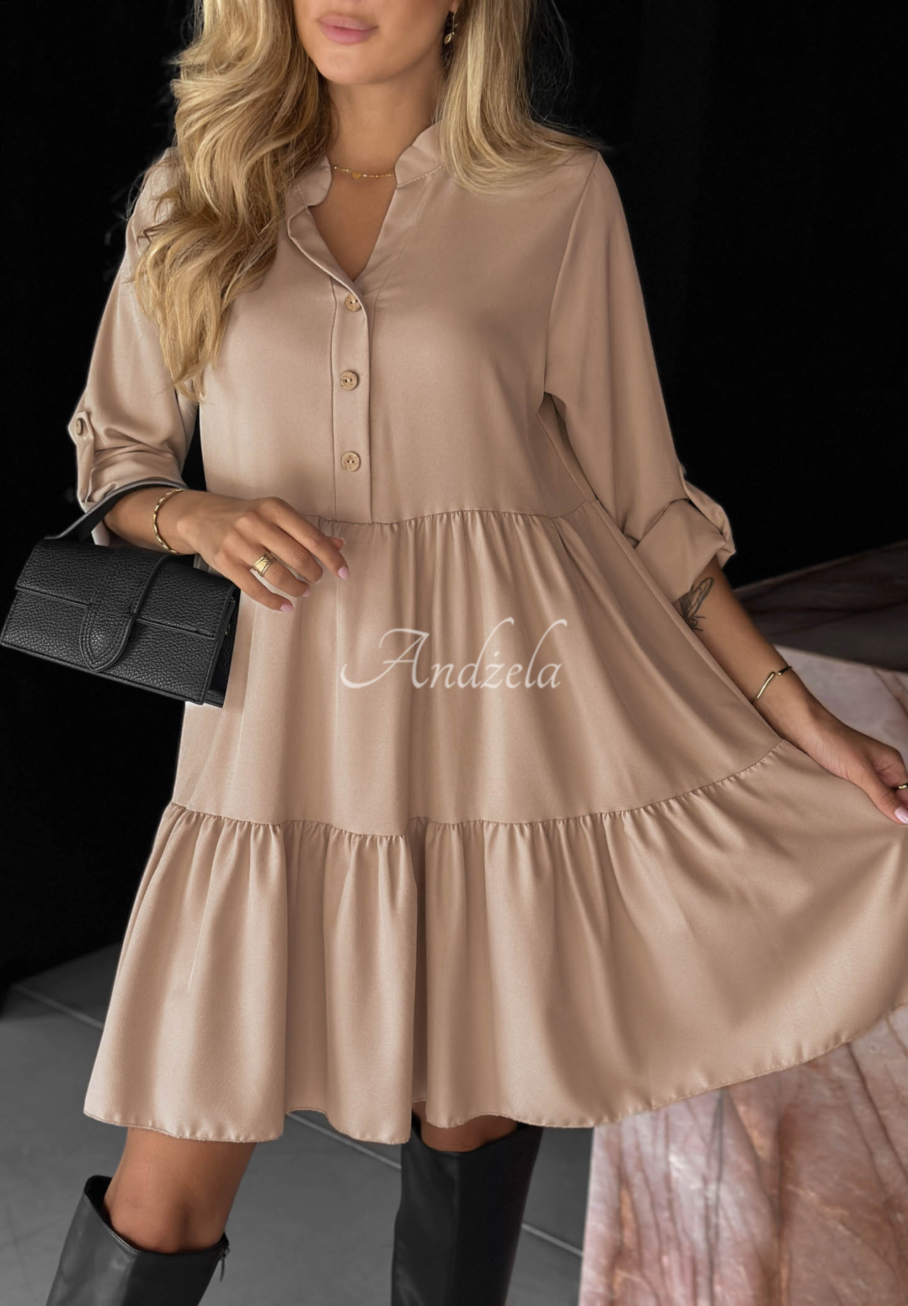 Oversize-Kleid mit Rüschen und Viskose Modern Charm Beige