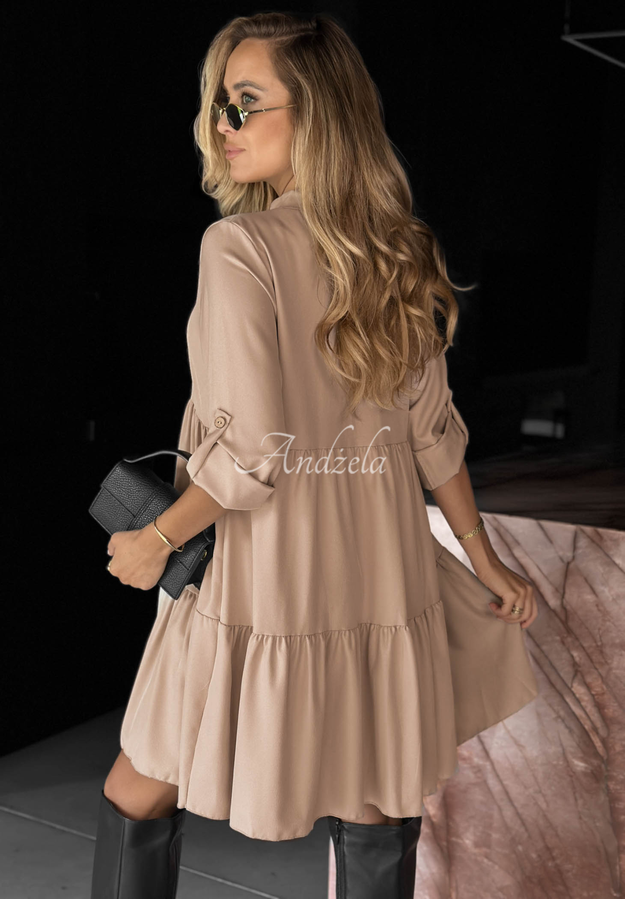 Oversize-Kleid mit Rüschen und Viskose Modern Charm Beige