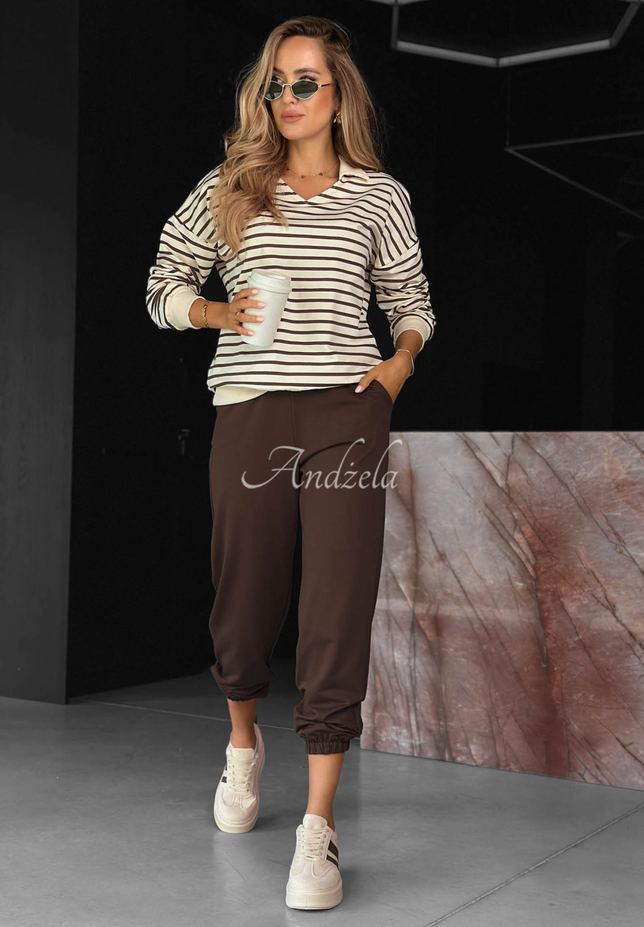 Trainingsanzug aus Baumwolle Sweatshirt und Hose gestreift Hello Weekend vanille-schokoladenbraun