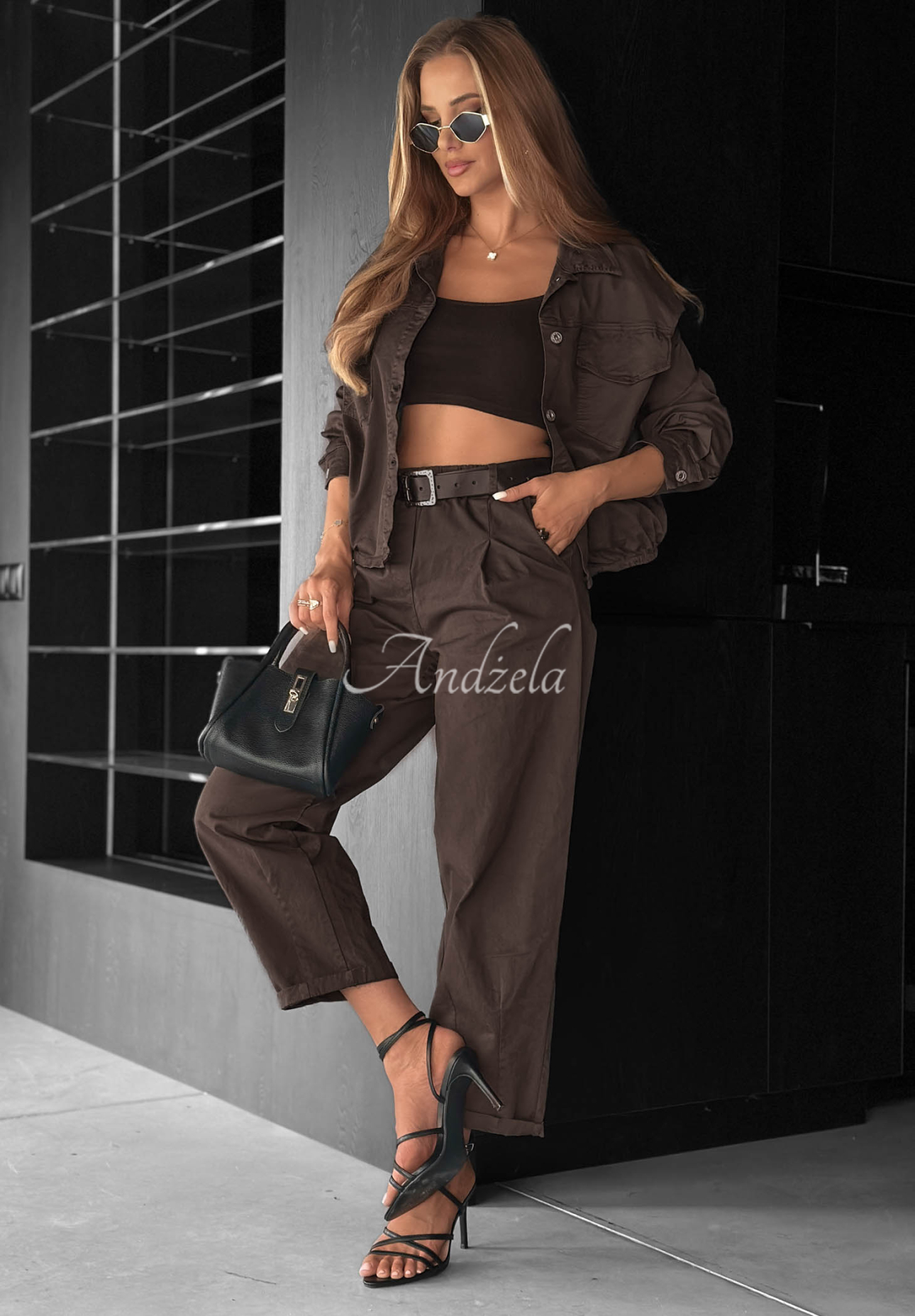 Baumwollhose mom fit Dream Away Schokoladenbraun